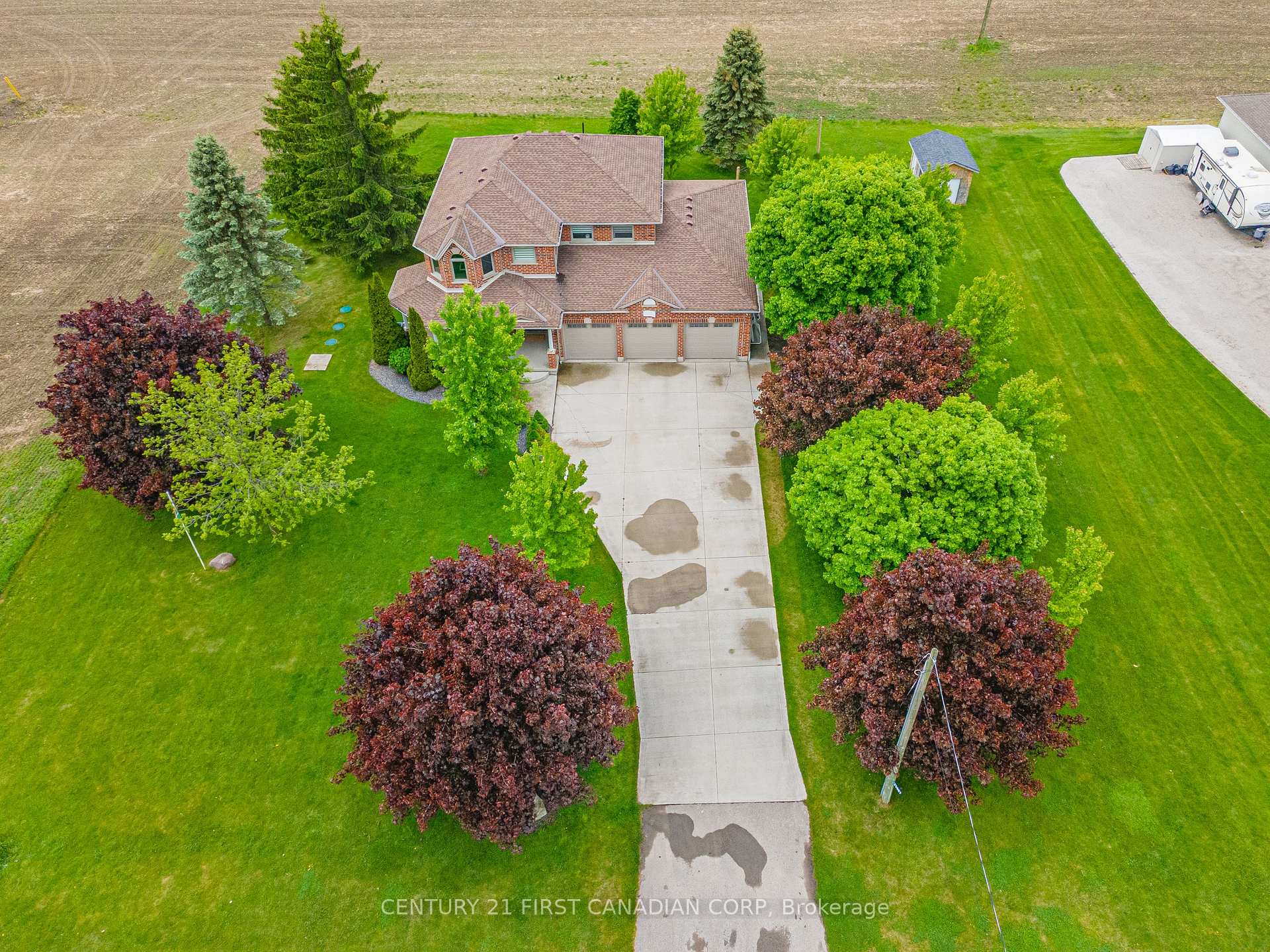 Photo 3 of 23887 Denfield Road, Middlesex Centre, Rural Middlesex Centre — HOMEH
