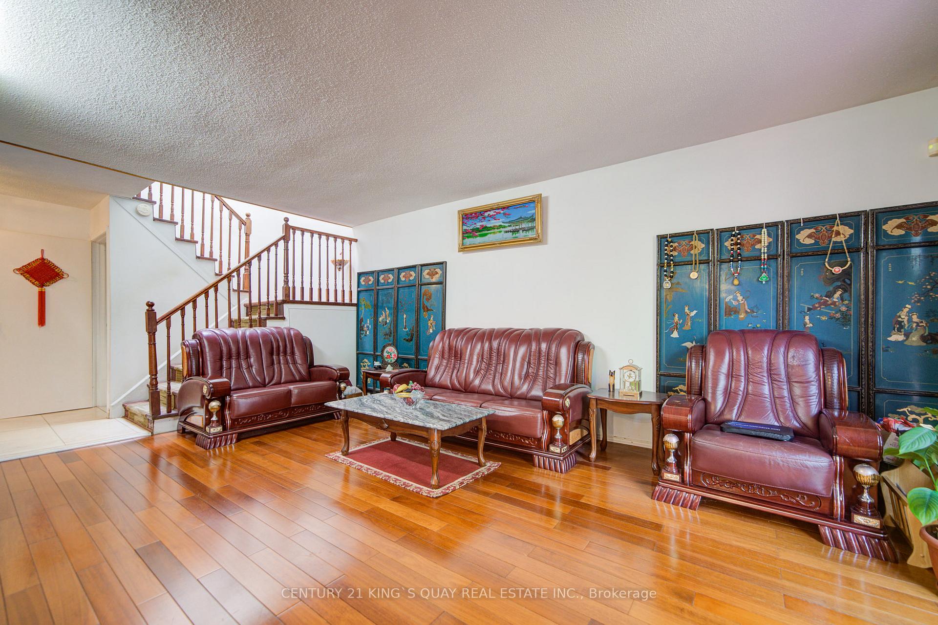 Photo 15 of 6 Cottsmore Crescent, Markham, Milliken Mills West — HOMEH