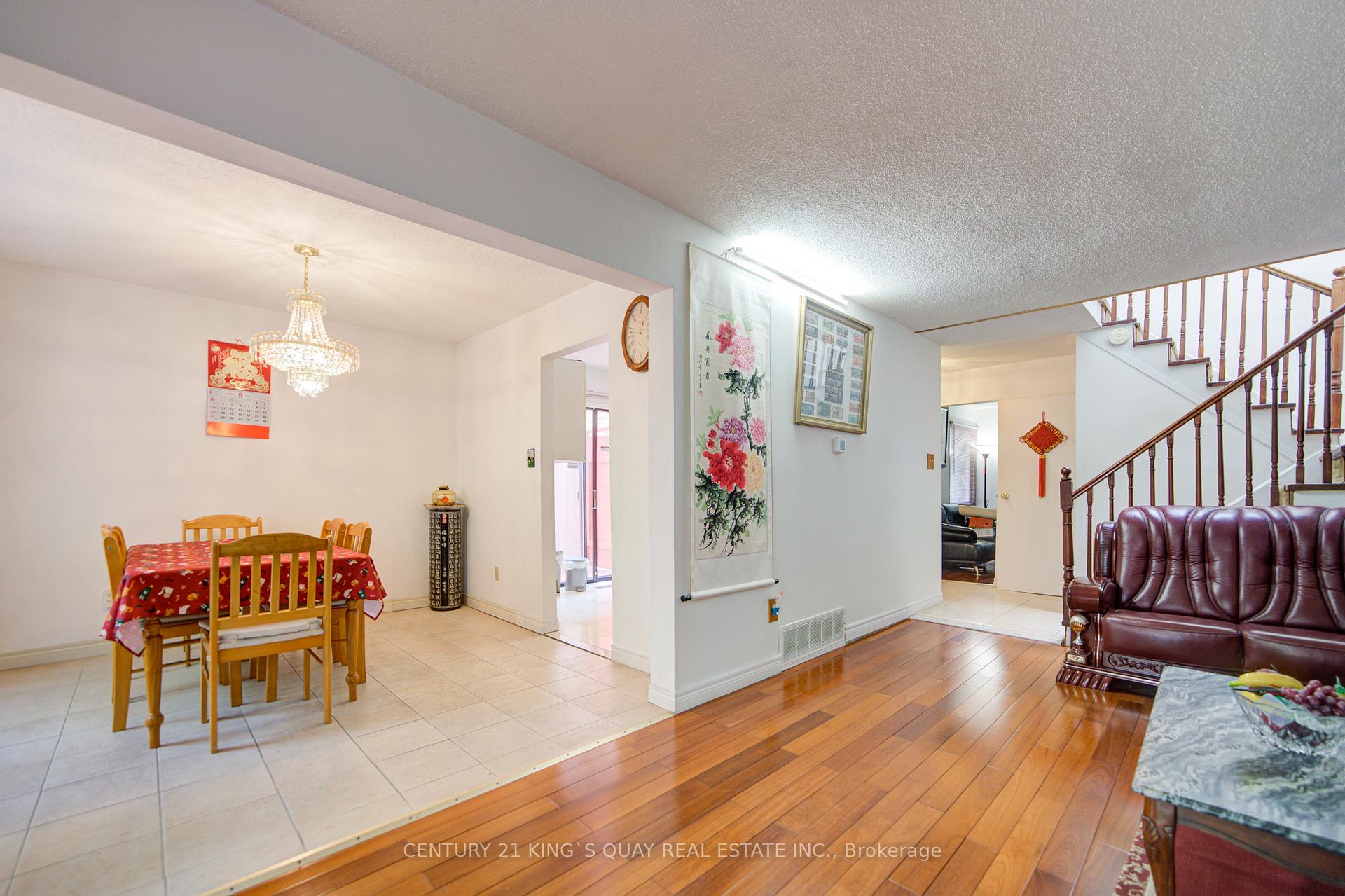 Photo 16 of 6 Cottsmore Crescent, Markham, Milliken Mills West — HOMEH