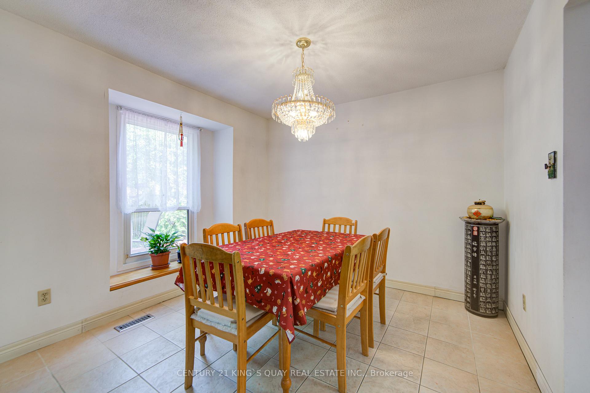 Photo 18 of 6 Cottsmore Crescent, Markham, Milliken Mills West — HOMEH