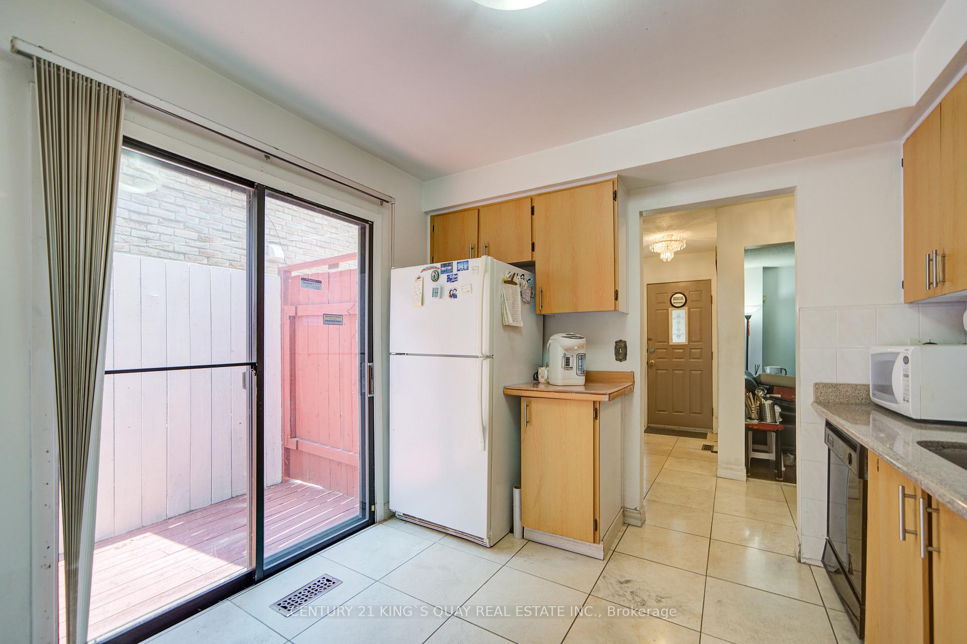 Photo 21 of 6 Cottsmore Crescent, Markham, Milliken Mills West — HOMEH