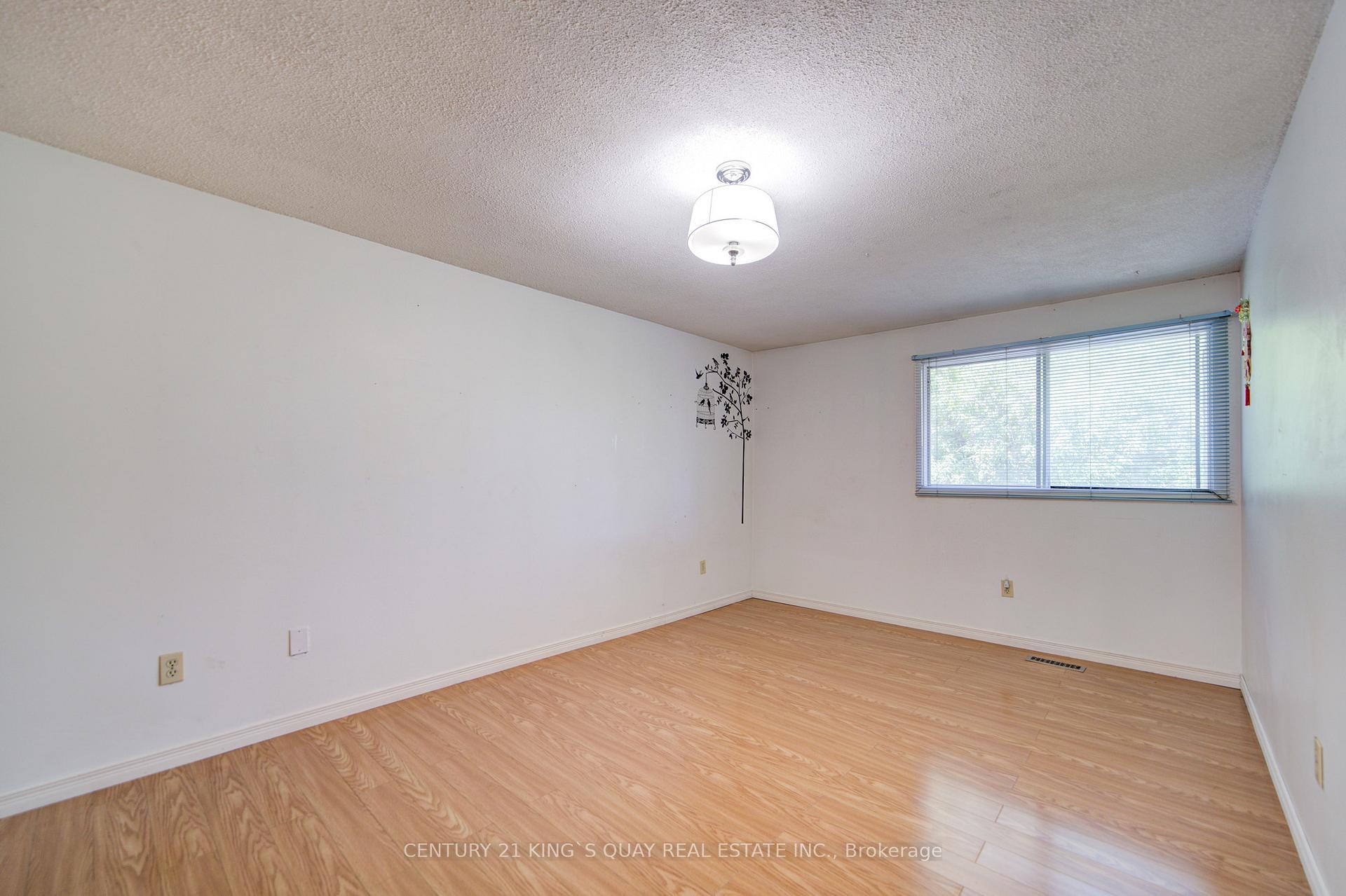 Photo 36 of 6 Cottsmore Crescent, Markham, Milliken Mills West — HOMEH