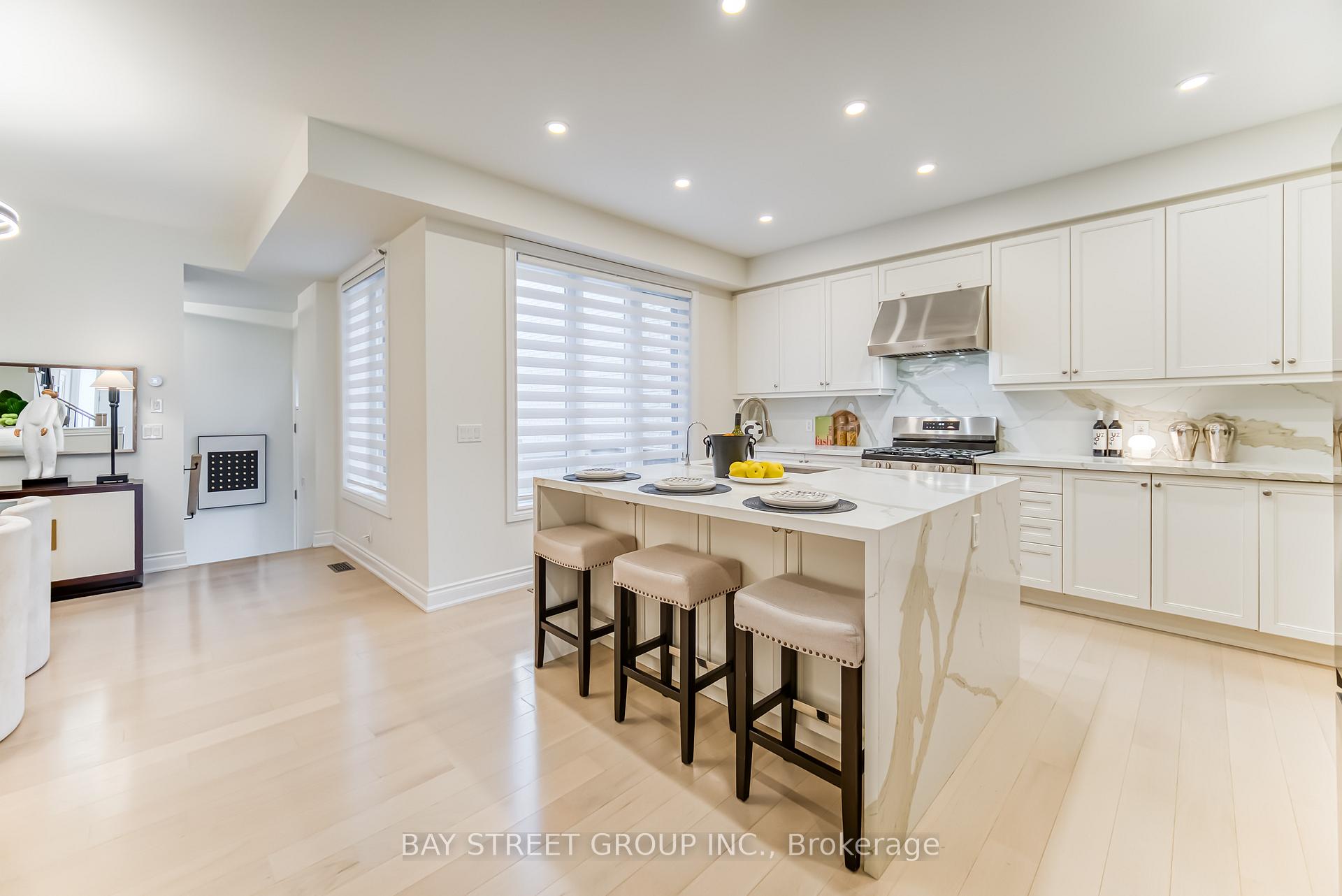 Photo 16 of 7 Kohn Lane, Markham, Angus Glen — HOMEH