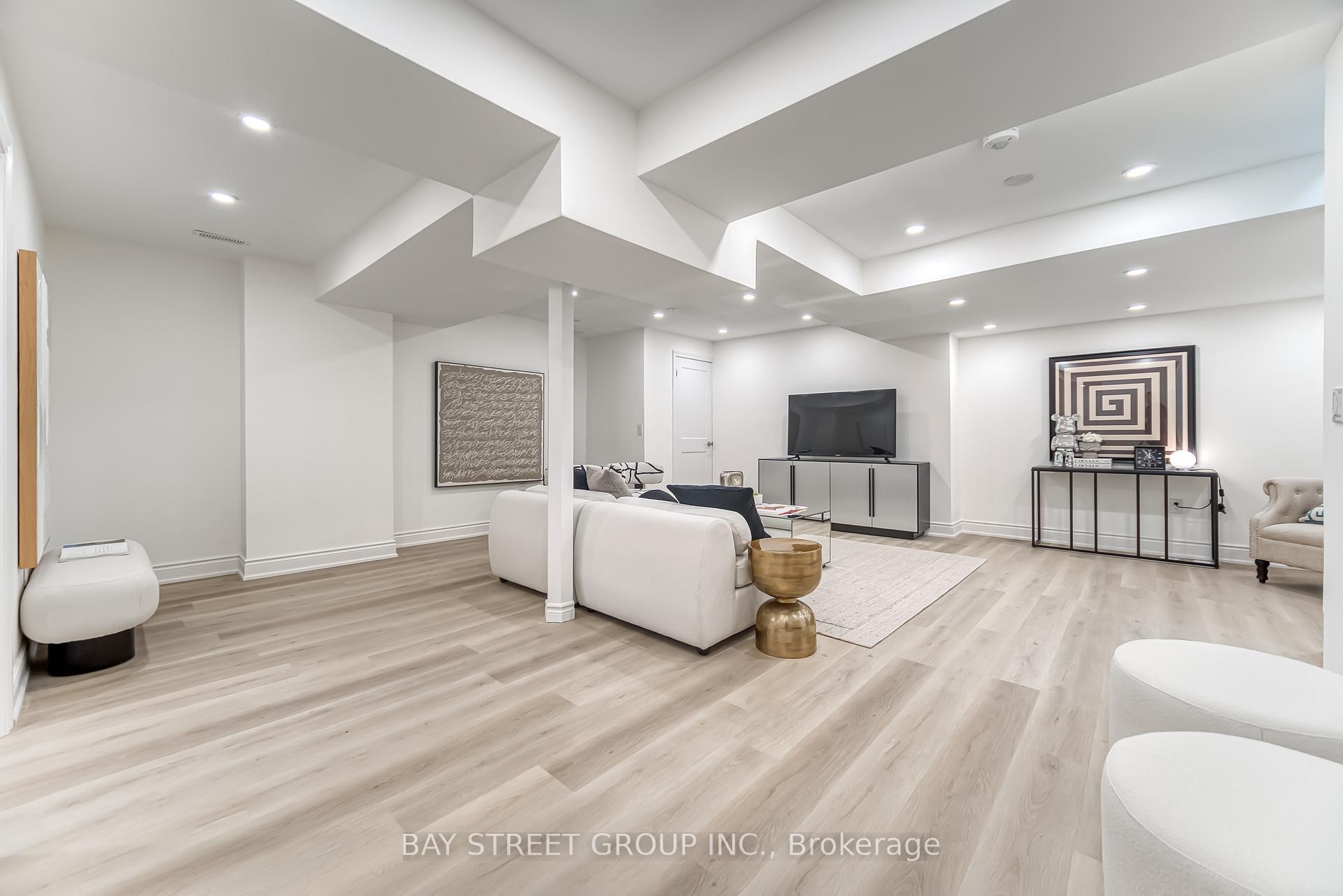 Photo 48 of 7 Kohn Lane, Markham, Angus Glen — HOMEH