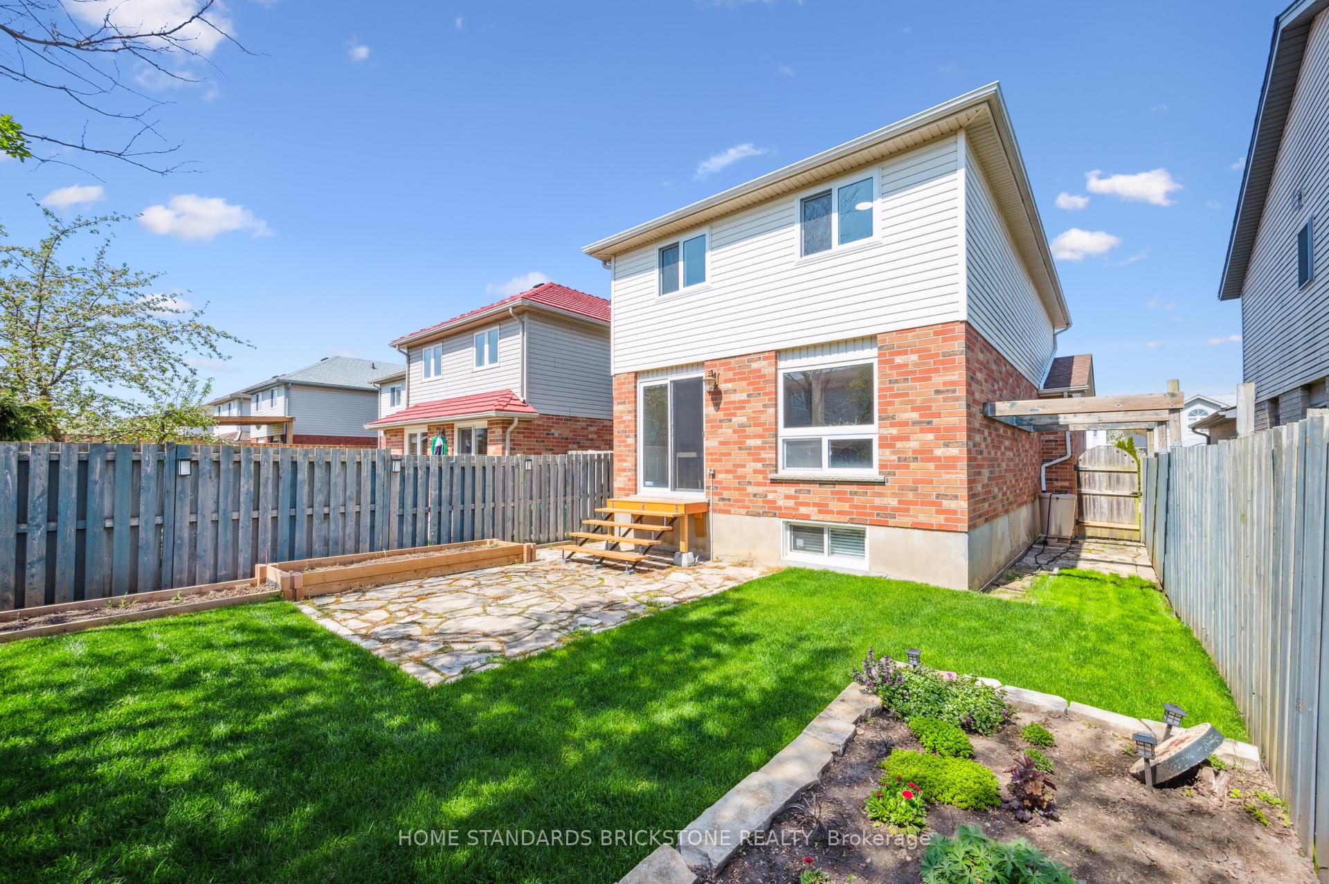 Photo 33 of 67 Cotton Grass Street, Kitchener — HOMEH