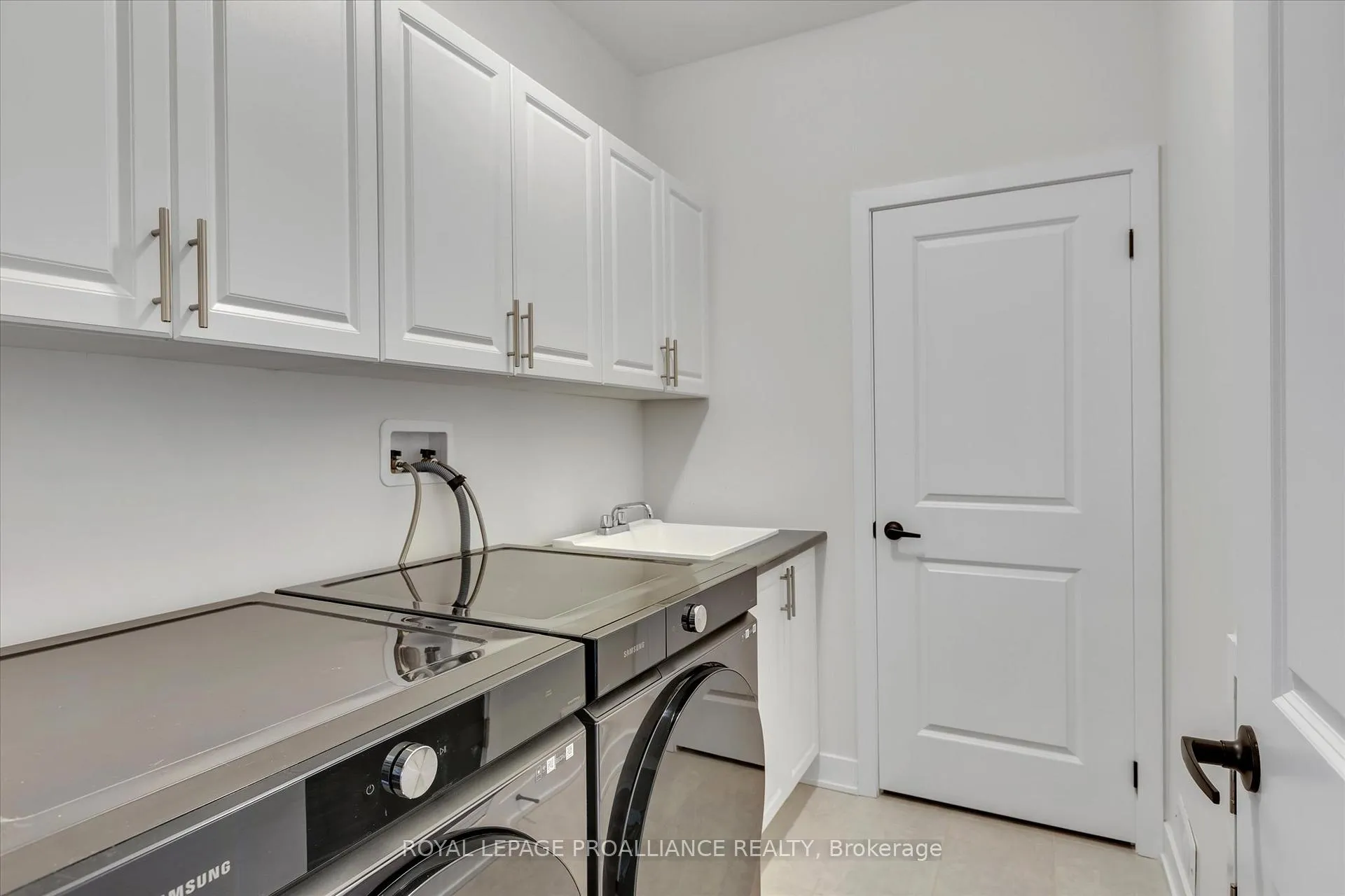 Photo 19 of 115 Pike Street, Peterborough, Monaghan Ward 2 — HOMEH