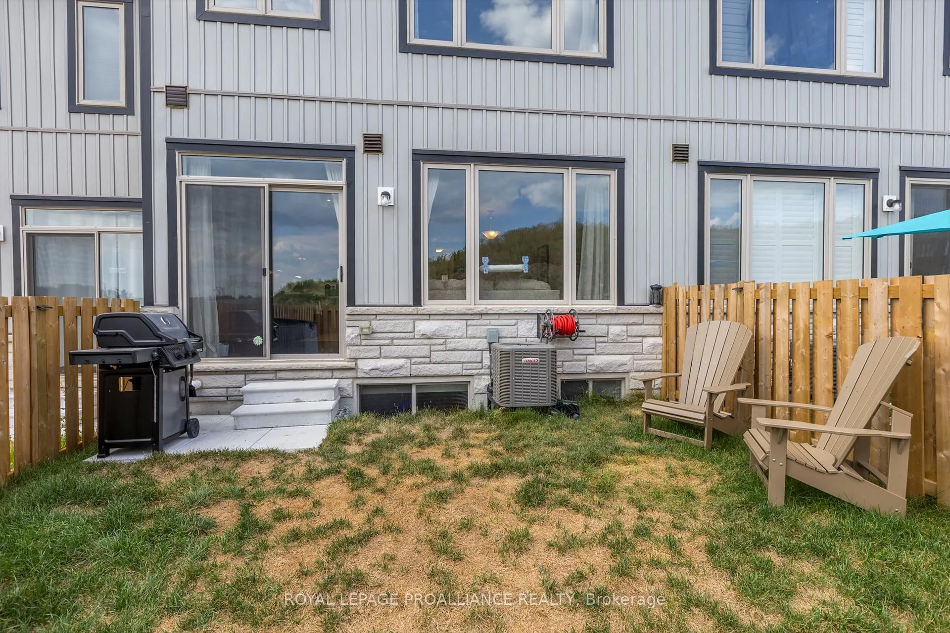 Photo 43 of 115 Pike Street, Peterborough, Monaghan Ward 2 — HOMEH