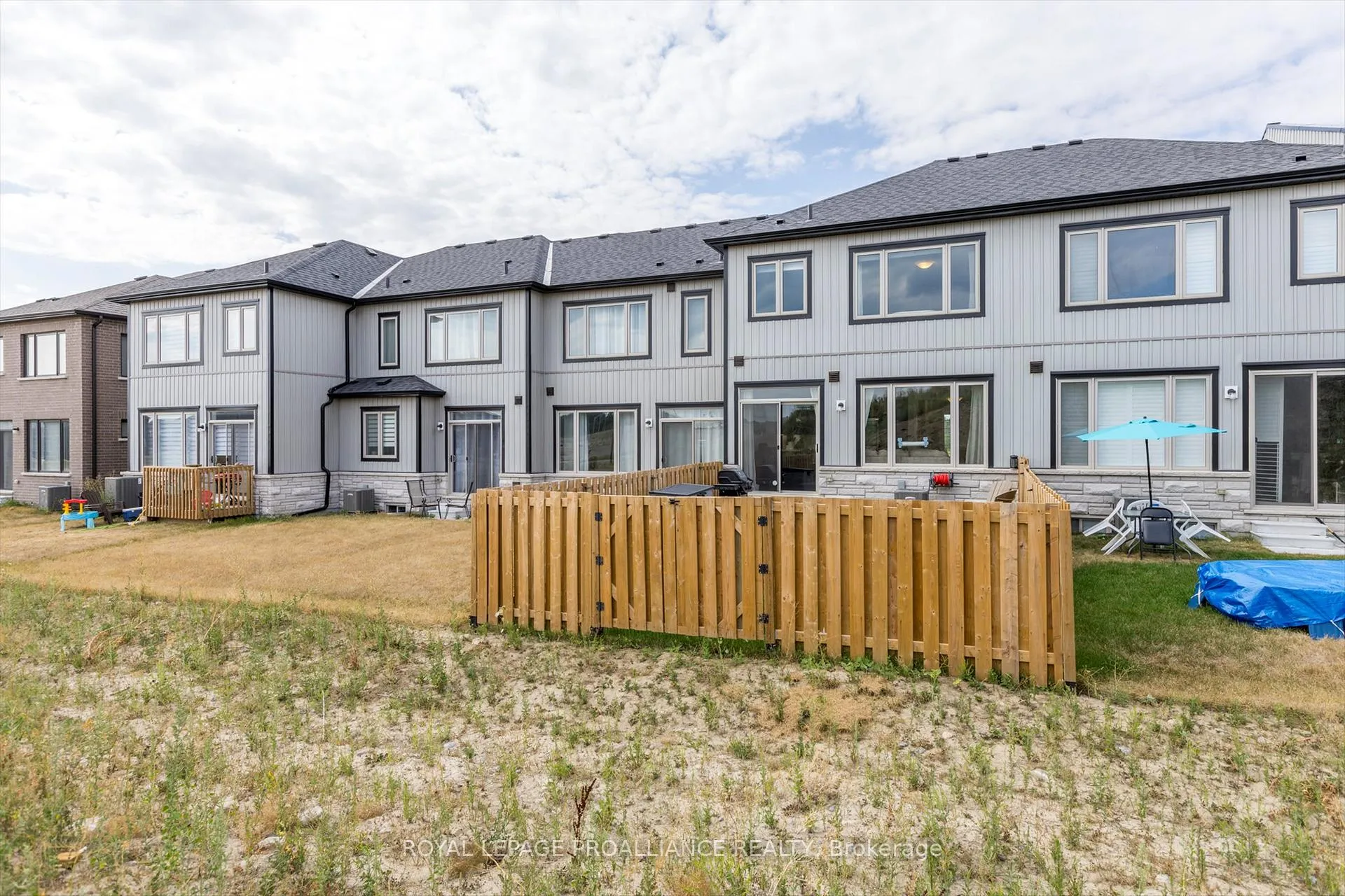 Photo 50 of 115 Pike Street, Peterborough, Monaghan Ward 2 — HOMEH