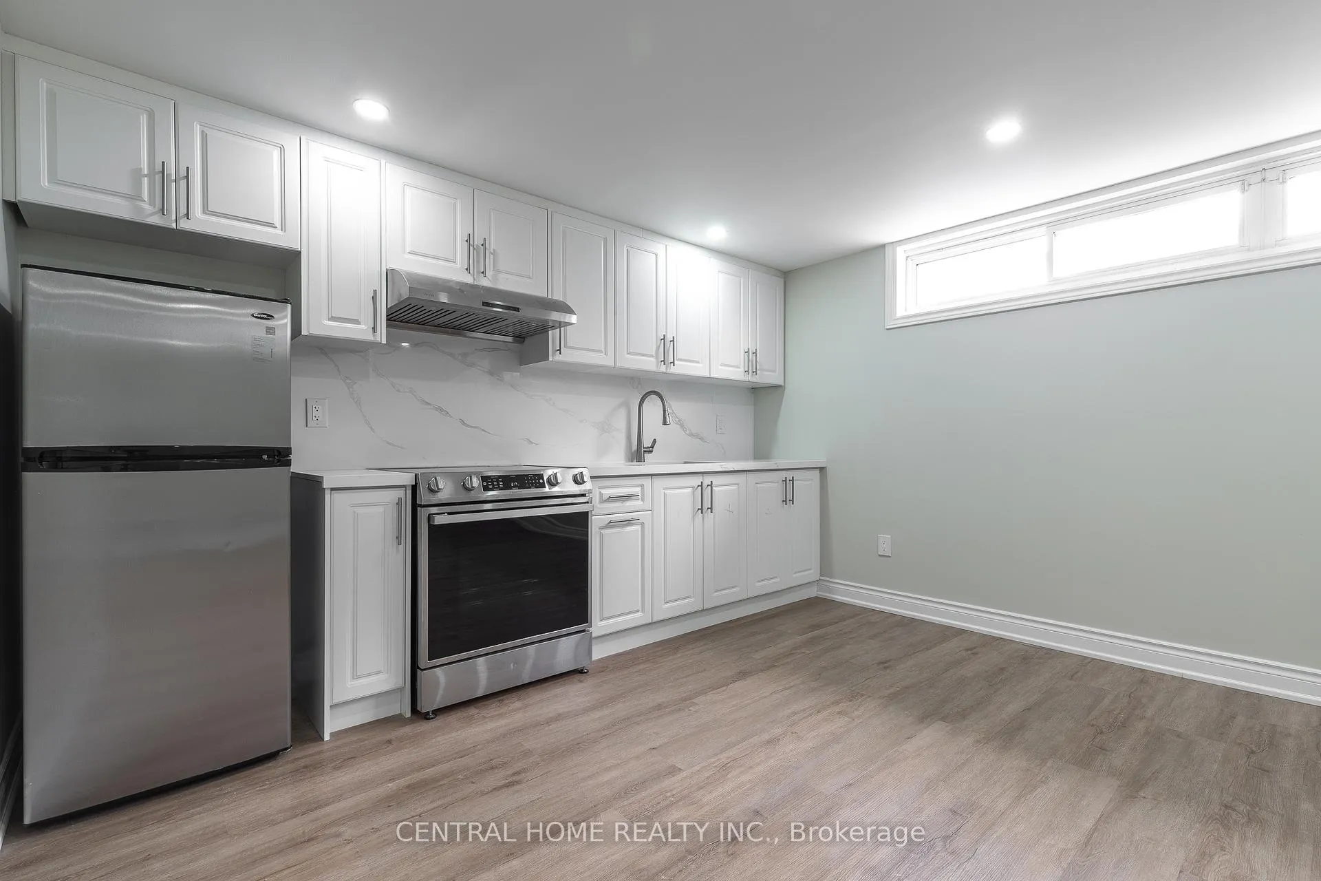 Photo 4 of Unit Bsmt, 17 Alanadale Avenue, Markham, Bullock — HOMEH