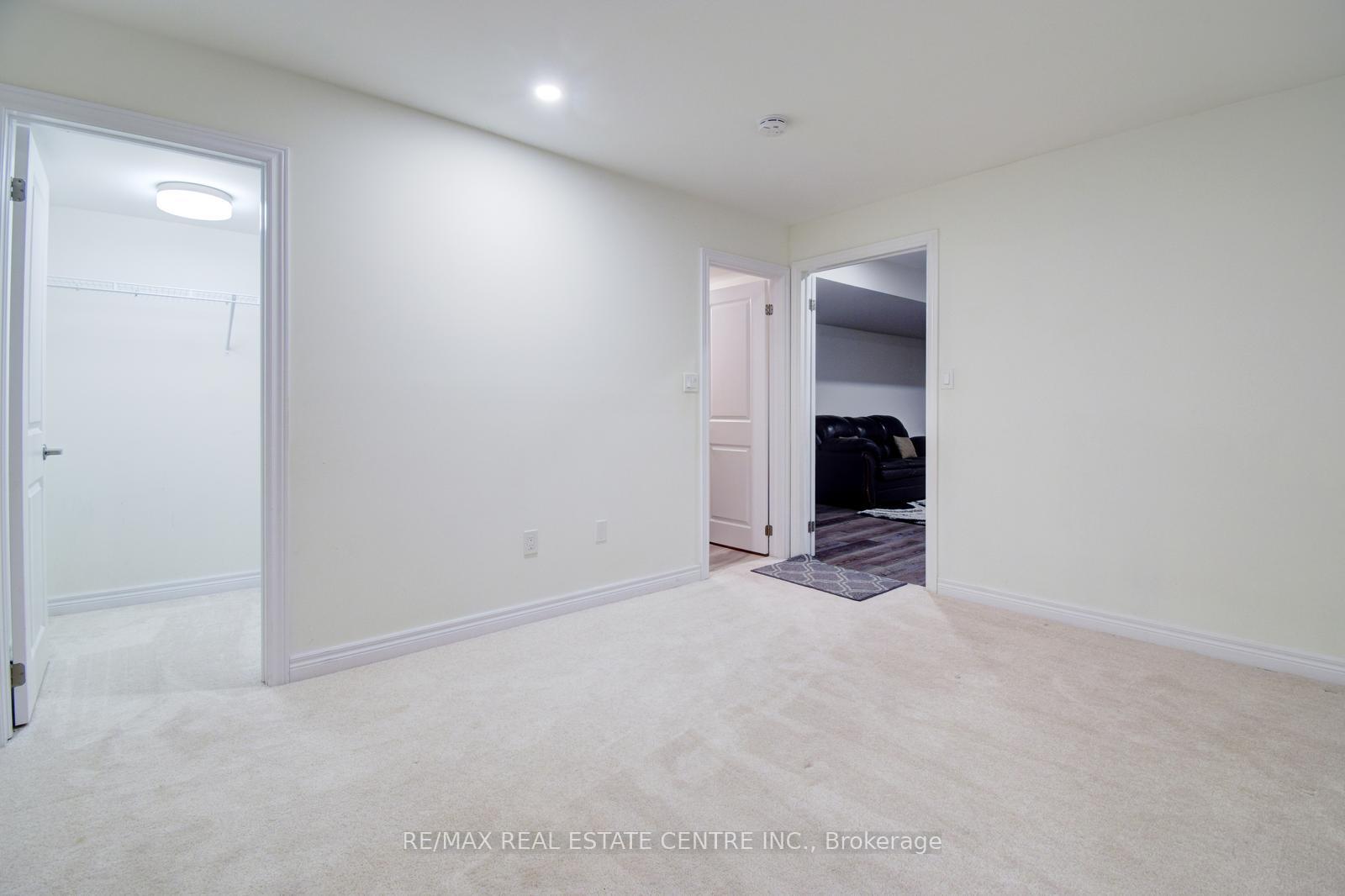 Photo 10 of 1369 Farmstead Drive, Milton, Ford — HOMEH