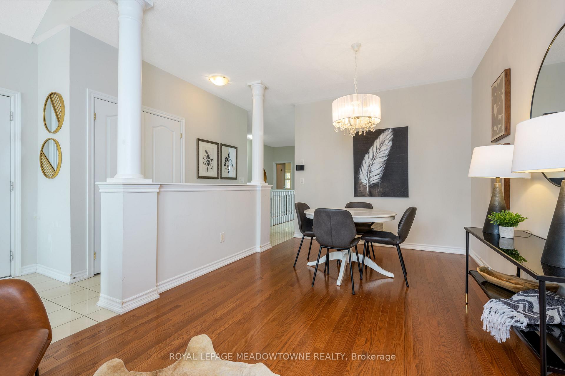 Photo 10 of 195 Minto Crescent, Milton, Willmott — HOMEH