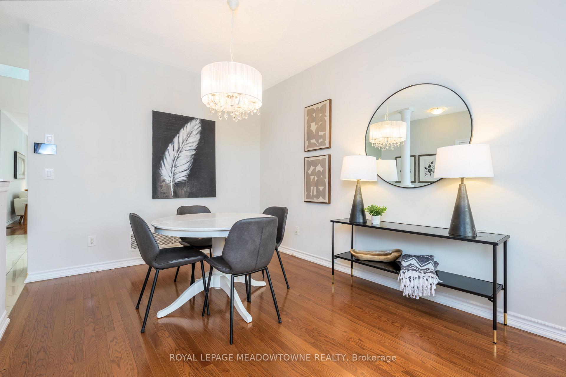 Photo 11 of 195 Minto Crescent, Milton, Willmott — HOMEH