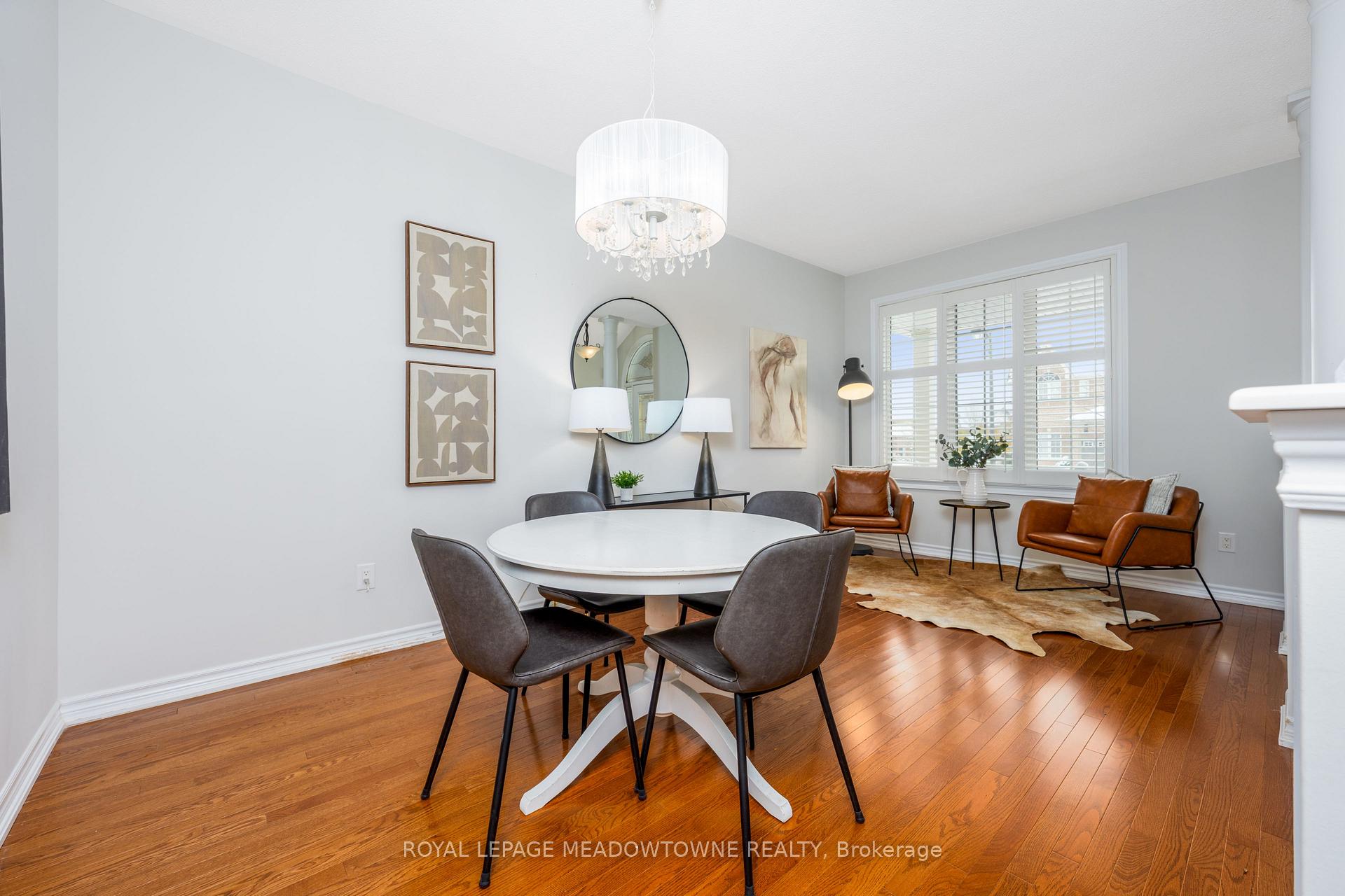 Photo 12 of 195 Minto Crescent, Milton, Willmott — HOMEH