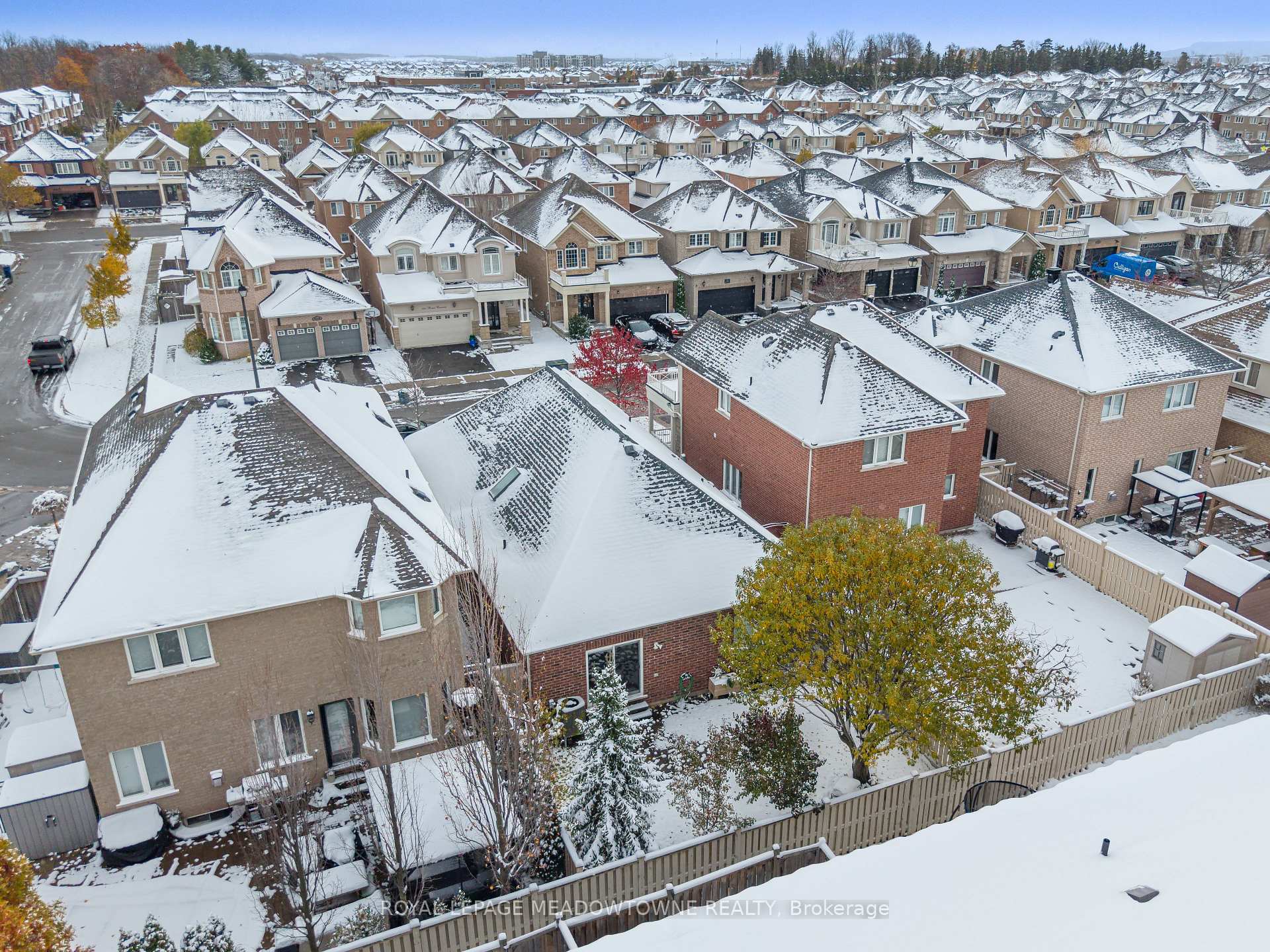 Photo 48 of 195 Minto Crescent, Milton, Willmott — HOMEH