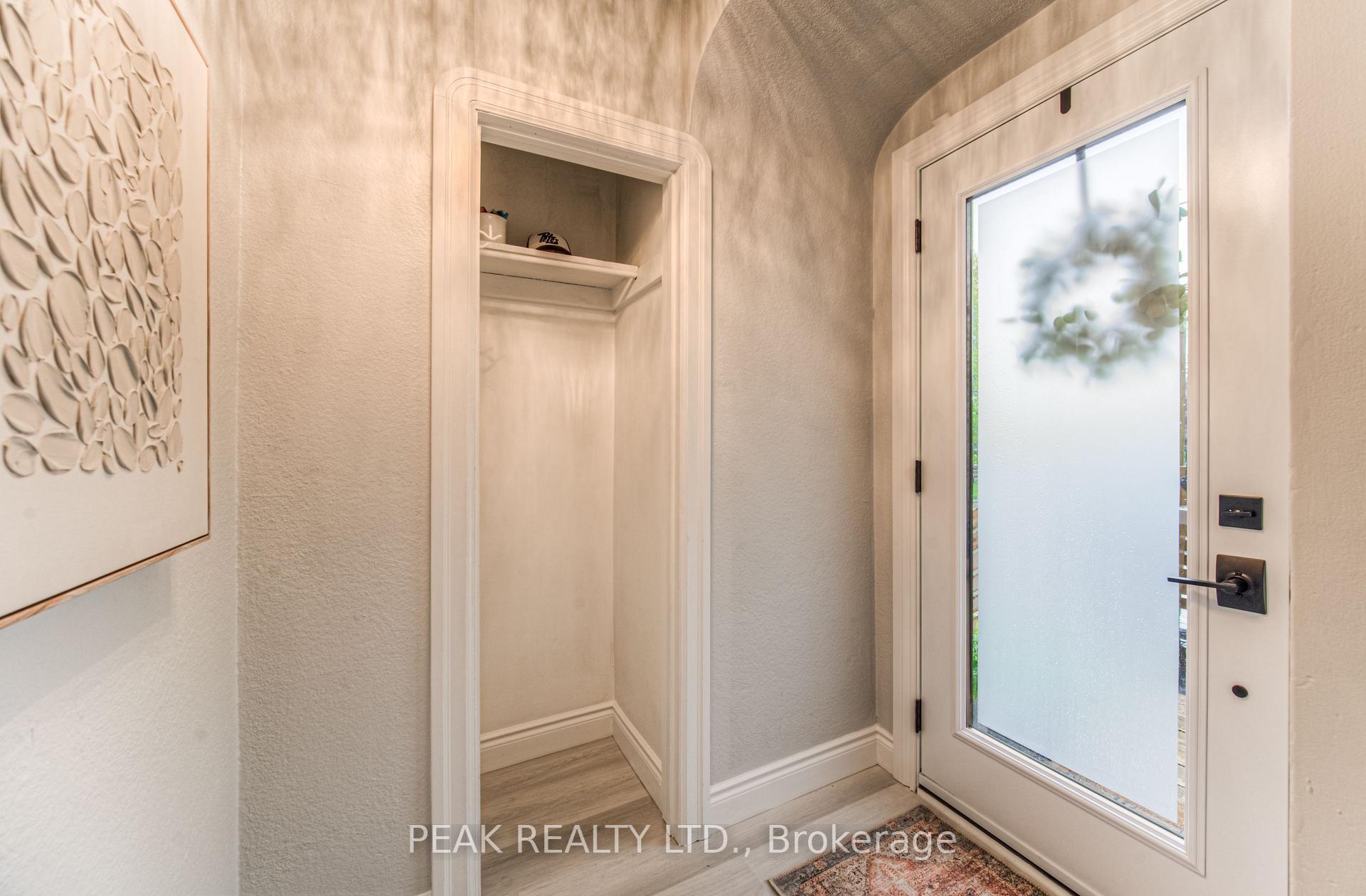 Photo 10 of 19 Ellis Avenue, Kitchener — HOMEH