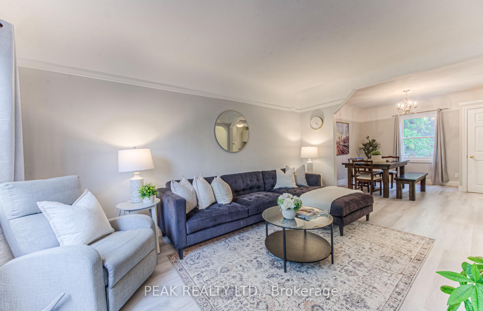 Photo 11 of 19 Ellis Avenue, Kitchener — HOMEH