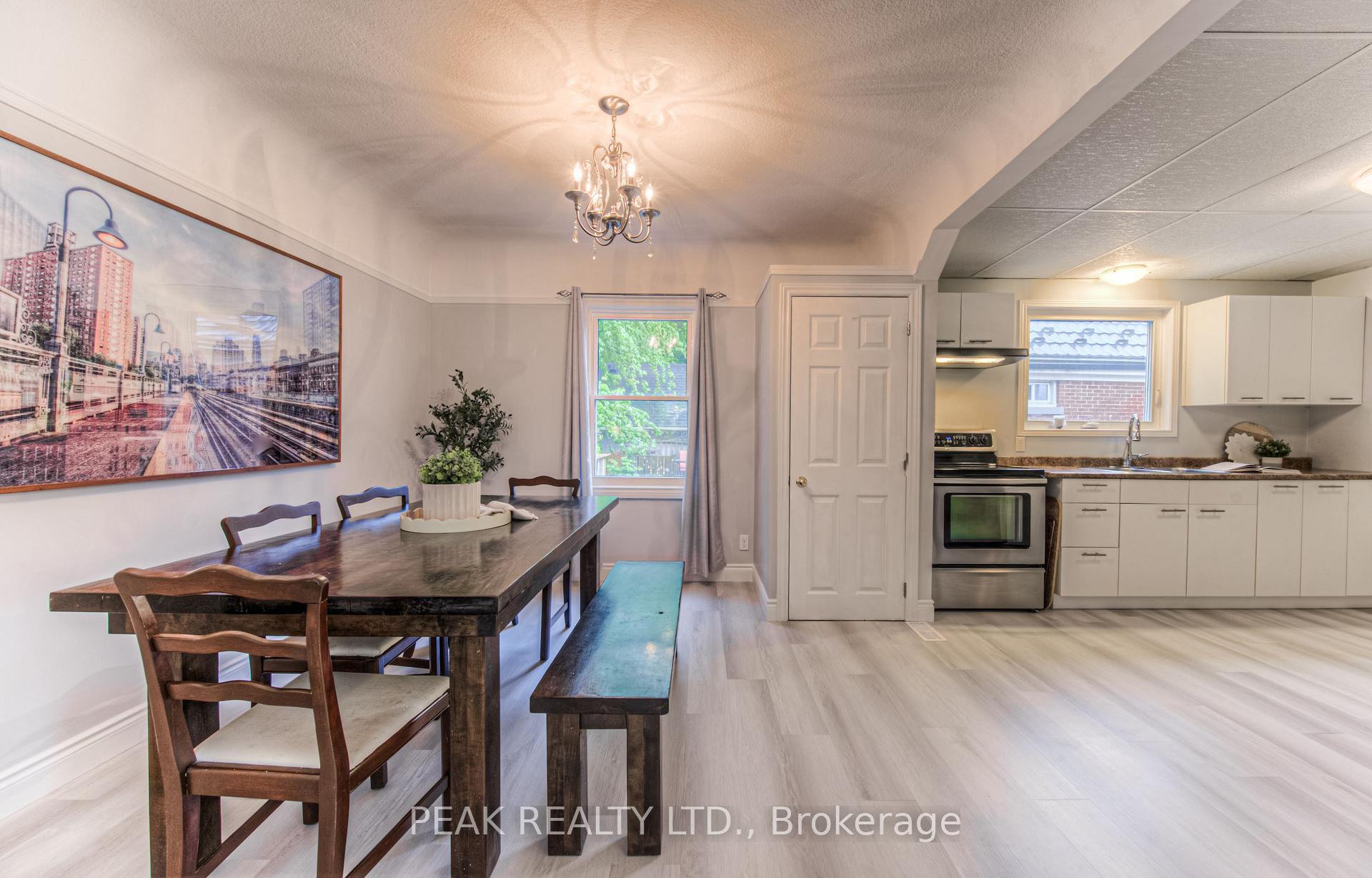 Photo 25 of 19 Ellis Avenue, Kitchener — HOMEH