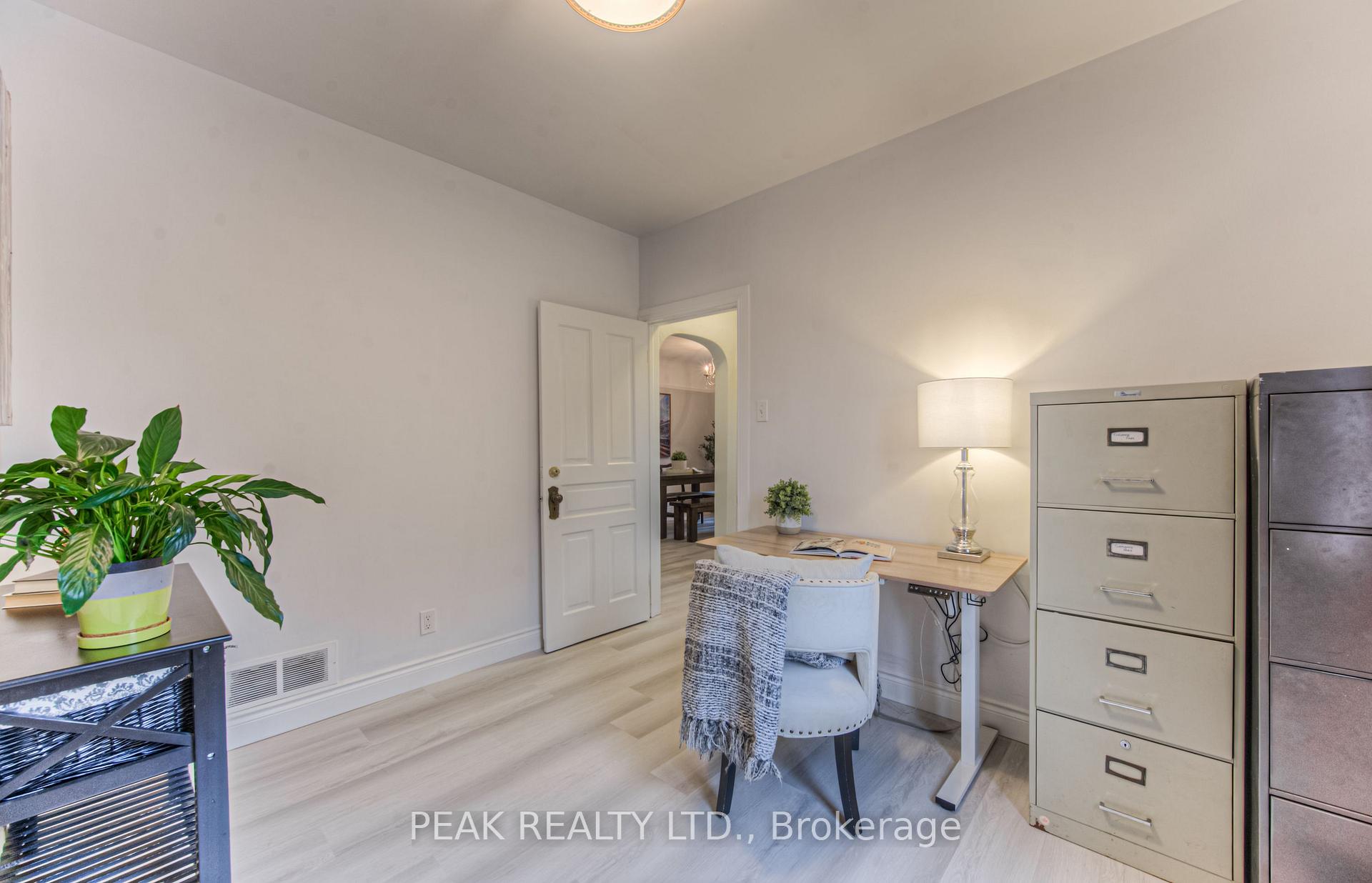 Photo 29 of 19 Ellis Avenue, Kitchener — HOMEH