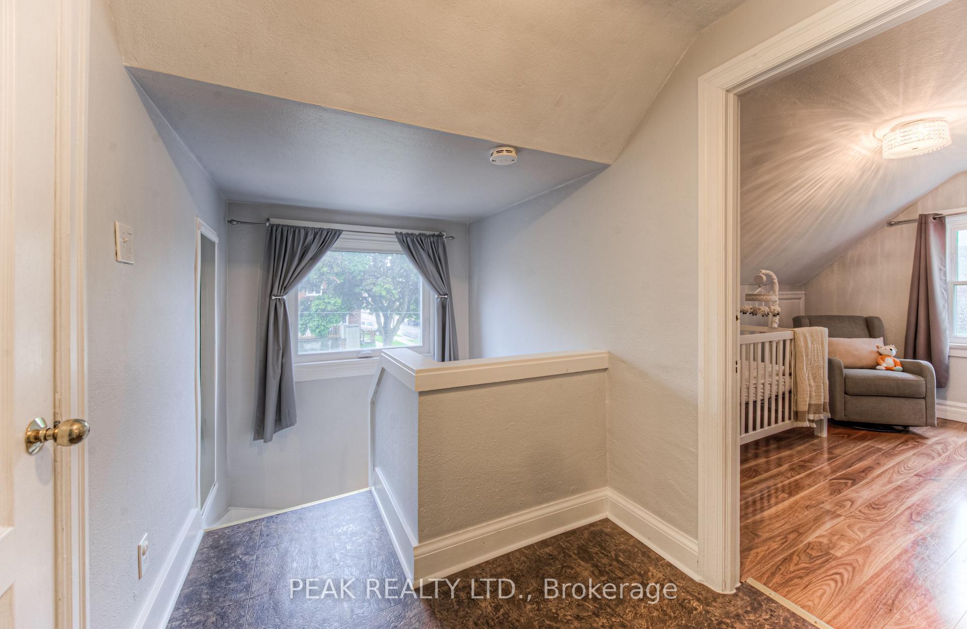 Photo 36 of 19 Ellis Avenue, Kitchener — HOMEH