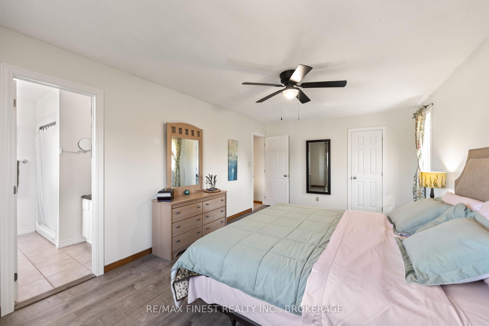 Photo 32 of 678 Summerfield Place, Kingston, East Gardiners Rd — HOMEH