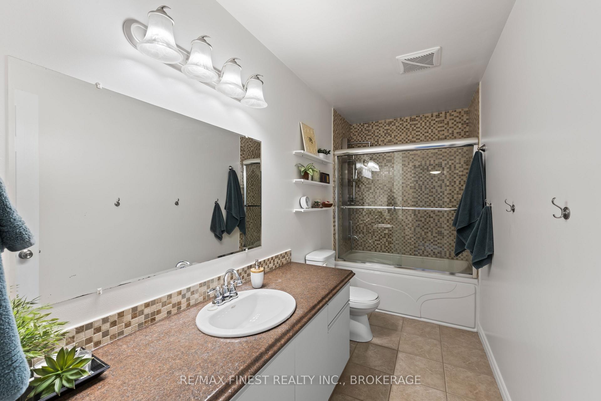 Photo 39 of 678 Summerfield Place, Kingston, East Gardiners Rd — HOMEH