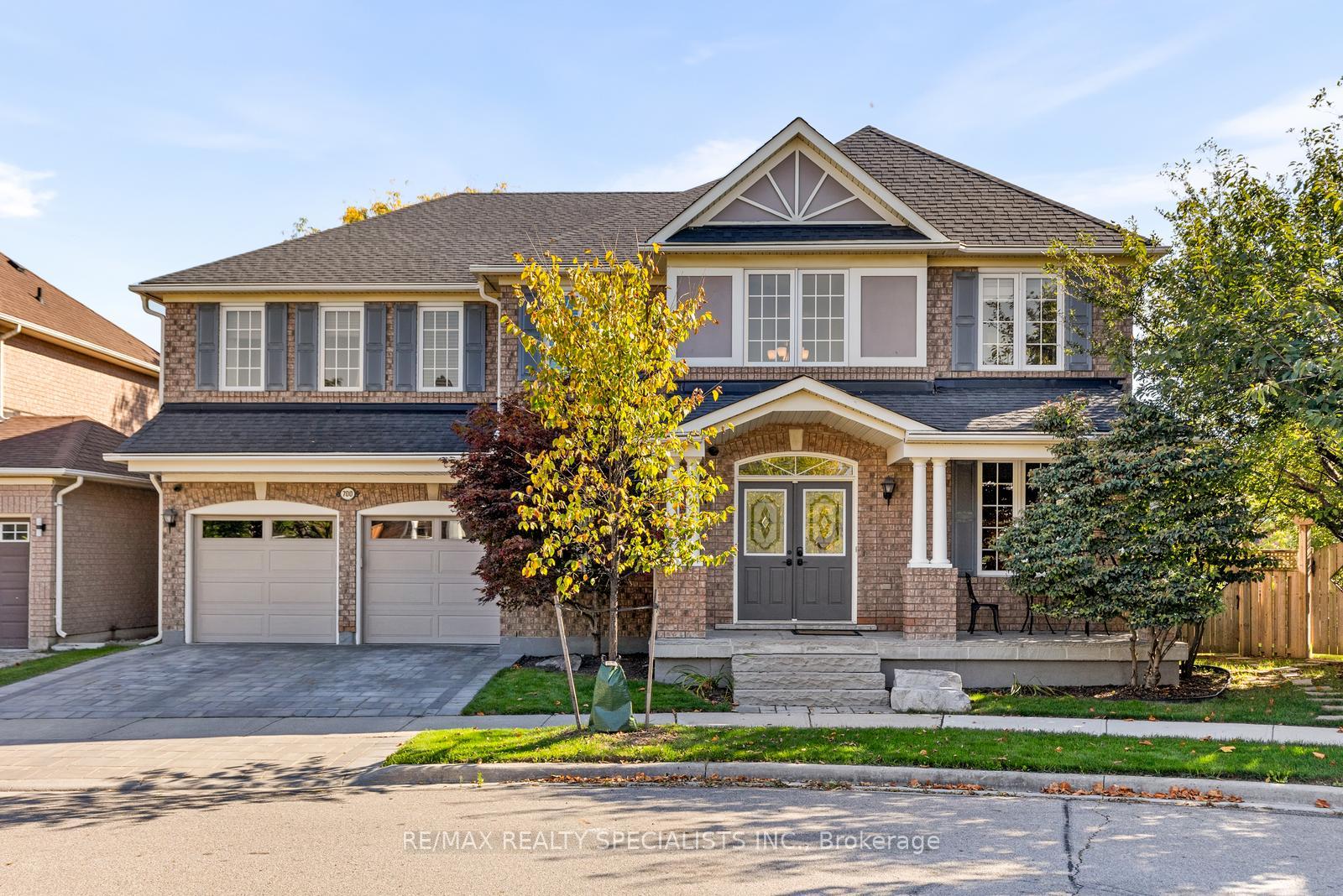 Front of 700 Auger Terrace