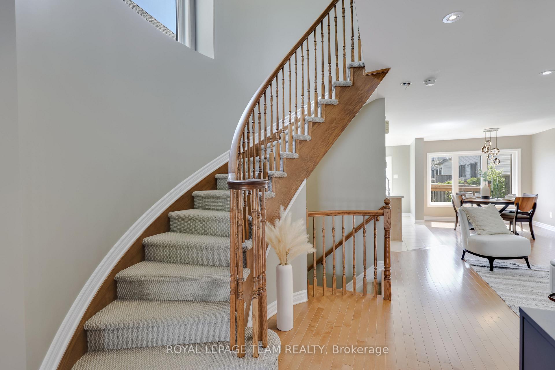 Photo 11 of 458 Brettonwood Ridge, Ottawa, Kanata - Kanata Lakes/Heritage Hills — HOMEH