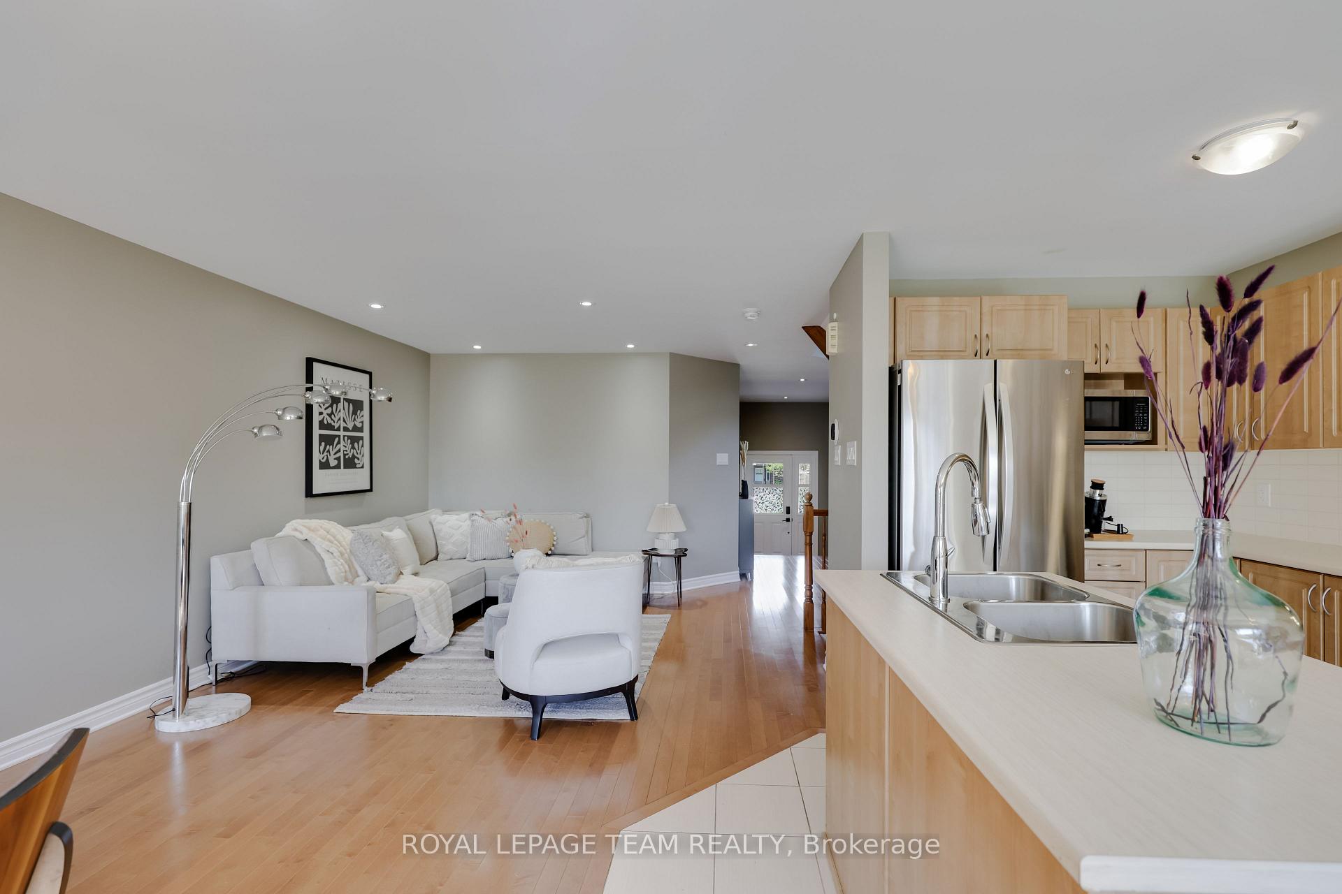 Photo 15 of 458 Brettonwood Ridge, Ottawa, Kanata - Kanata Lakes/Heritage Hills — HOMEH
