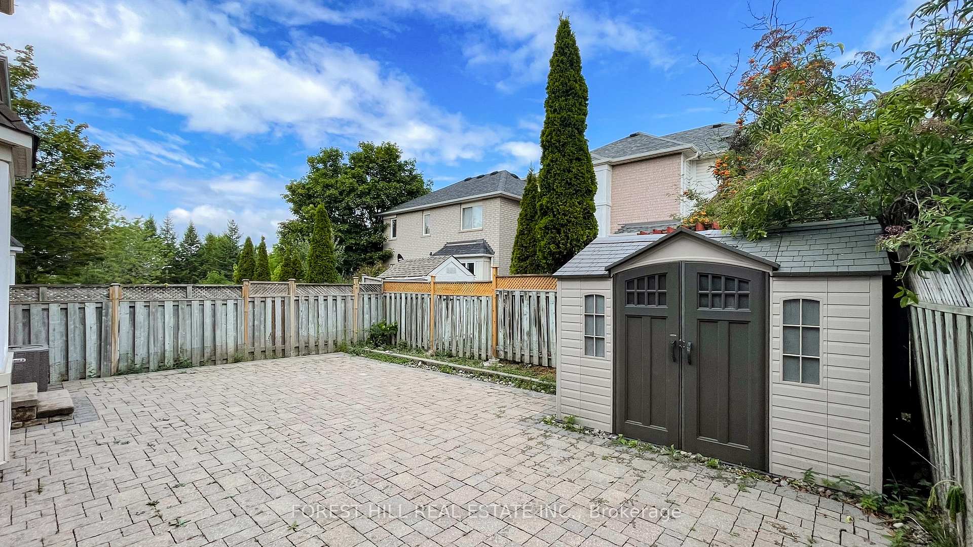 Photo 26 of 4 Lionheart Lane, Markham, Berczy — HOMEH