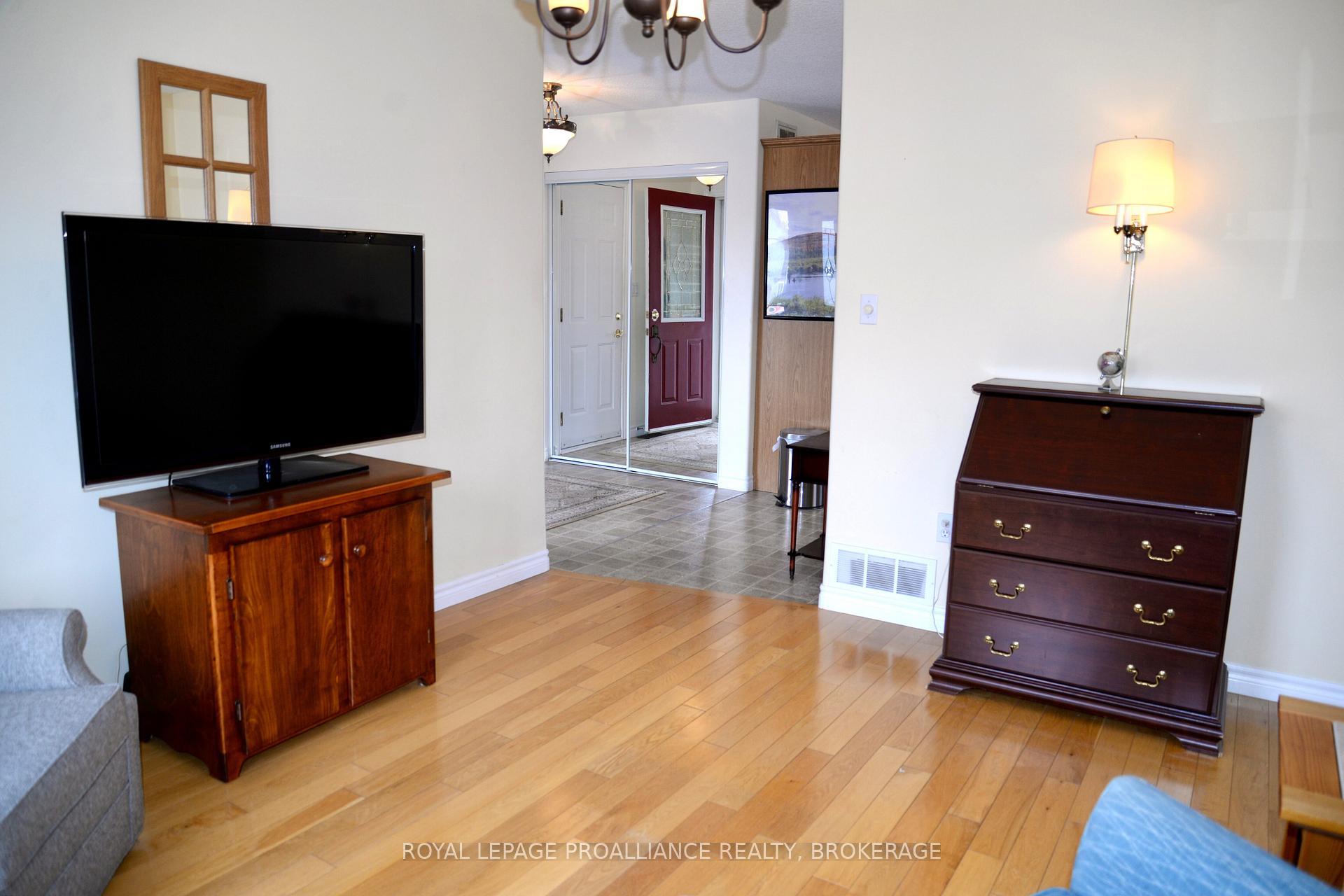 Photo 6 of 752 Tanner Drive, Kingston, East Gardiners Rd — HOMEH