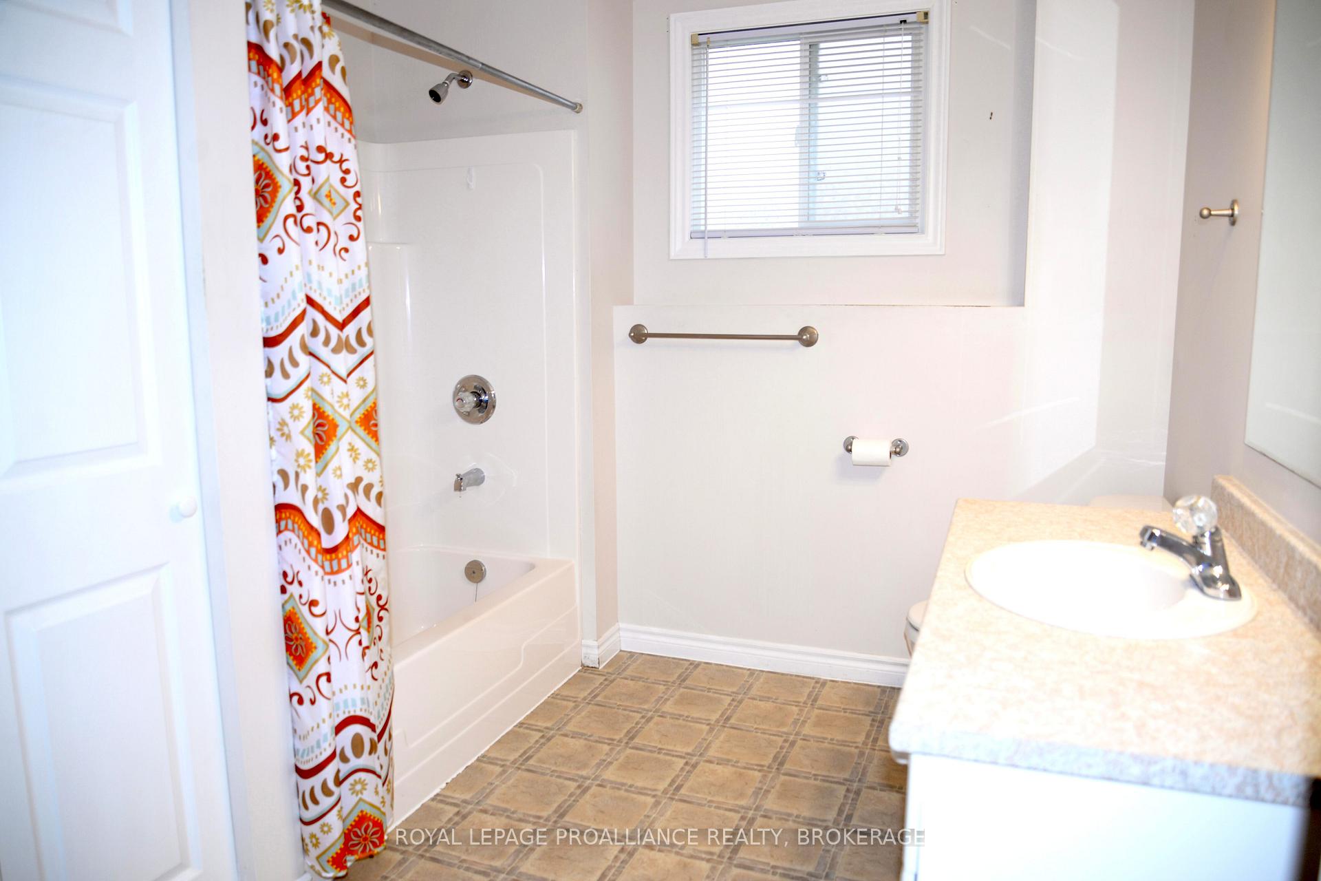 Photo 27 of 752 Tanner Drive, Kingston, East Gardiners Rd — HOMEH