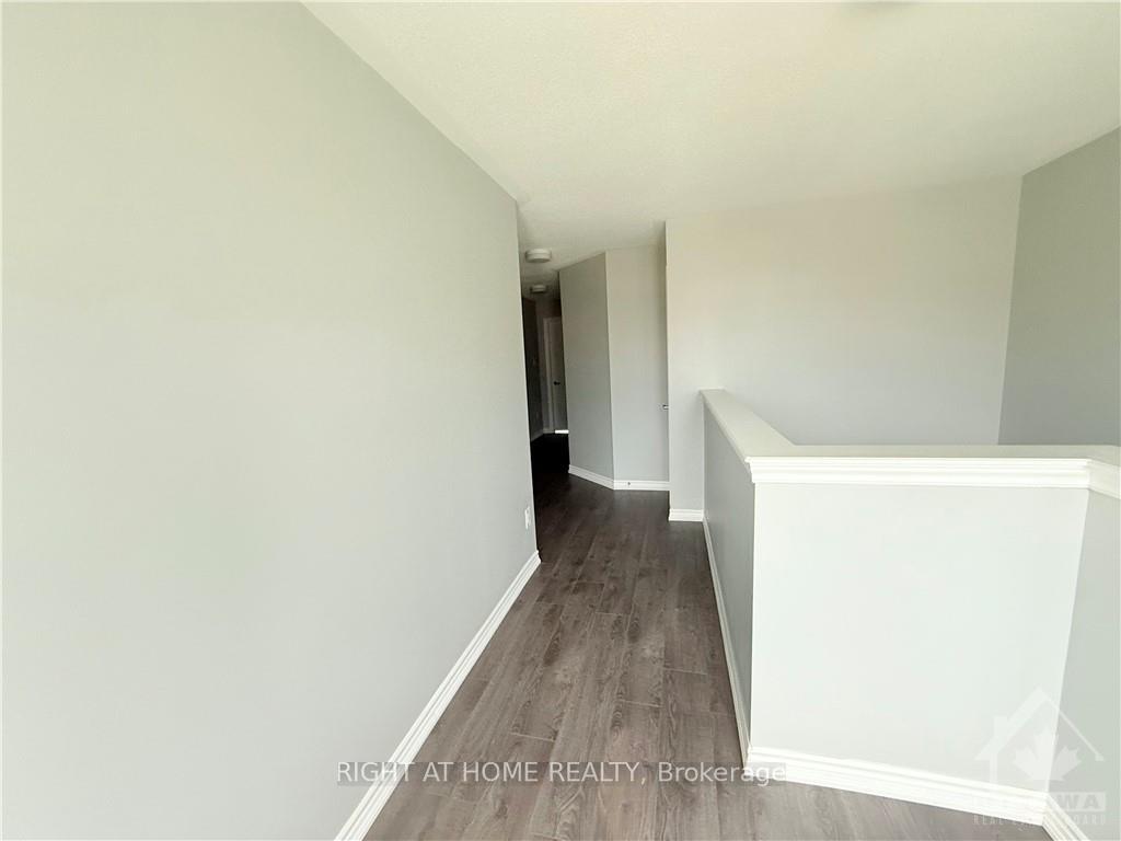 Photo 10 of 106 Lanceleaf Way, Ottawa, Kanata - Emerald Meadows/Trailwest — HOMEH