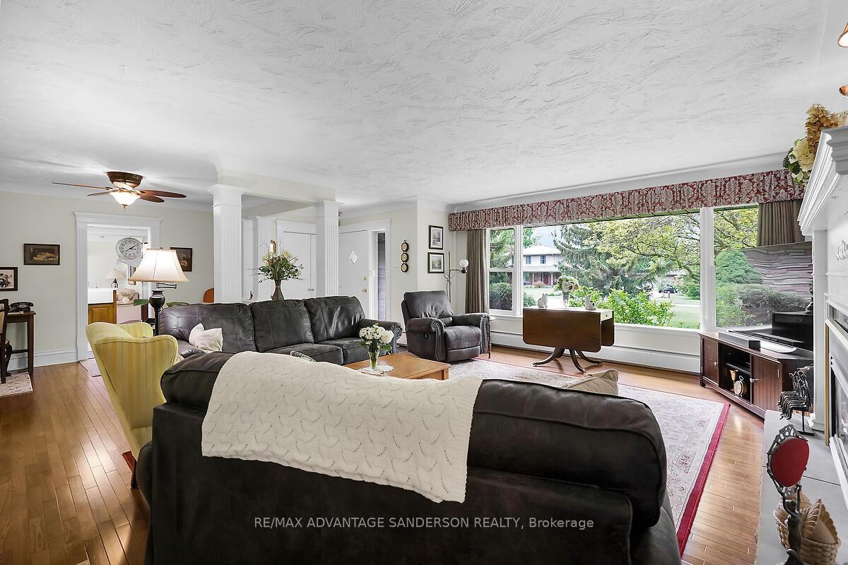 Photo 19 of 8 Currie Court, Middlesex Centre, Poplar Hill — HOMEH