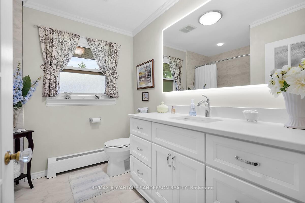 Photo 33 of 8 Currie Court, Middlesex Centre, Poplar Hill — HOMEH
