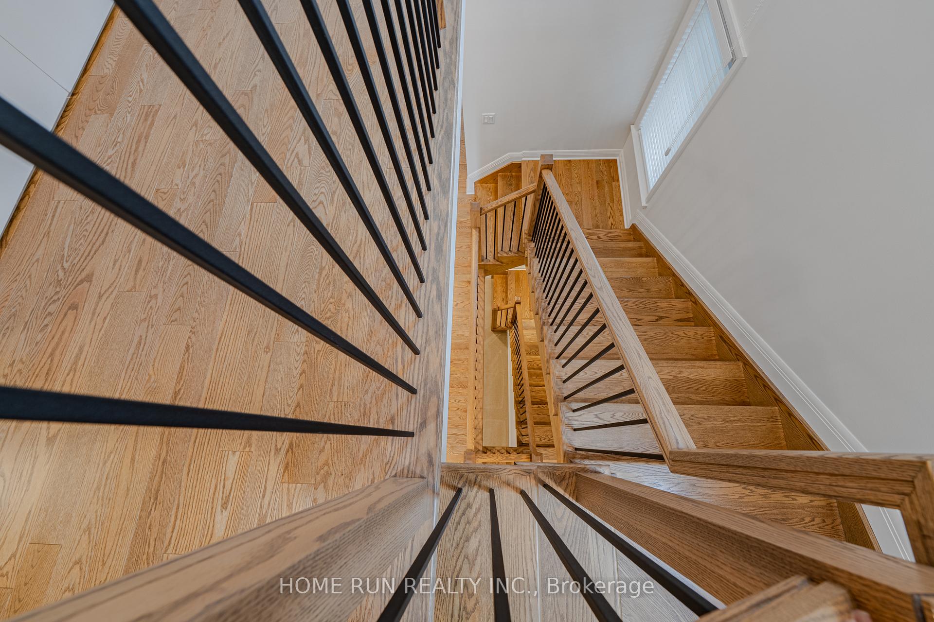 Photo 24 of 515 Hitzlay Terrace, Ottawa, Kanata - Kanata Lakes/Heritage Hills — HOMEH