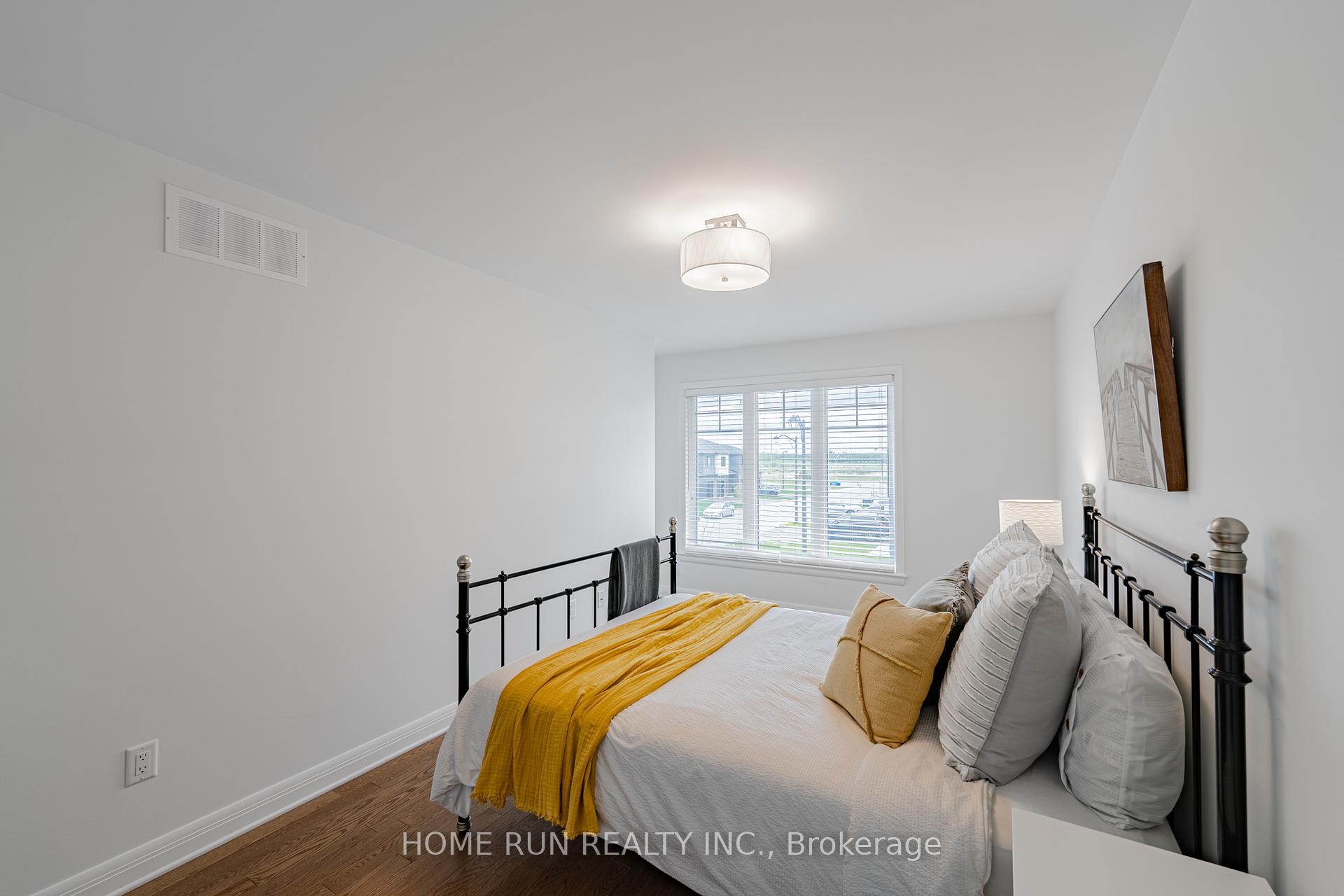Photo 35 of 515 Hitzlay Terrace, Ottawa, Kanata - Kanata Lakes/Heritage Hills — HOMEH