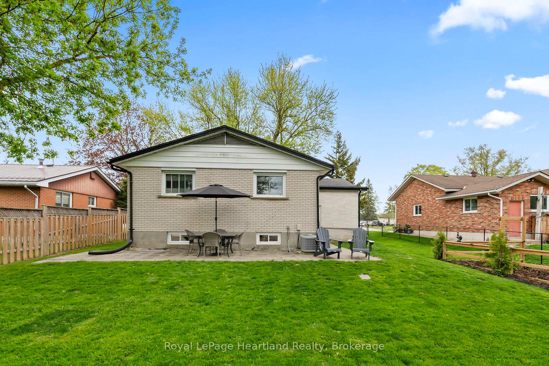 Photo 6 of 465 Main Street W, Minto — HOMEH