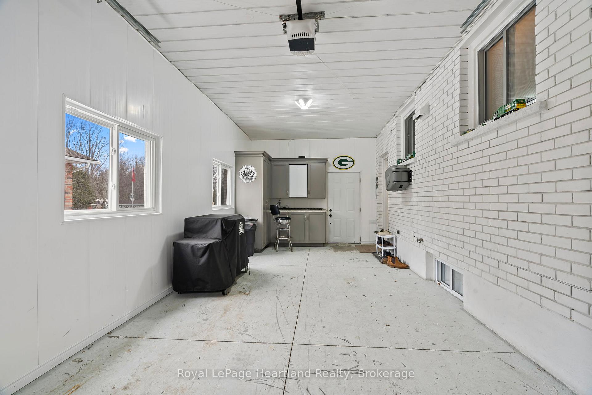Photo 33 of 465 Main Street W, Minto — HOMEH