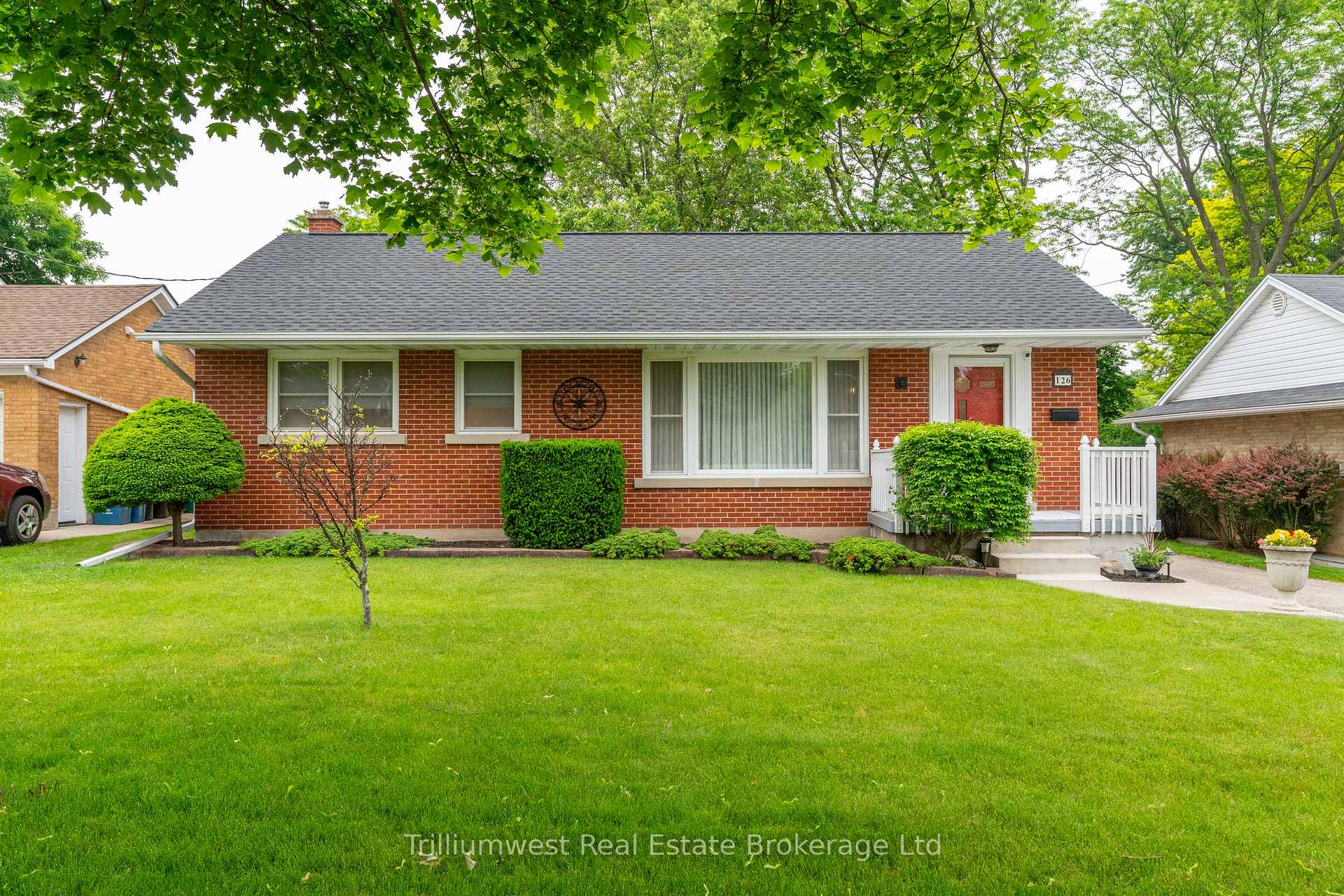 Photo 1 of 126 Melrose Avenue, Kitchener — HOMEH