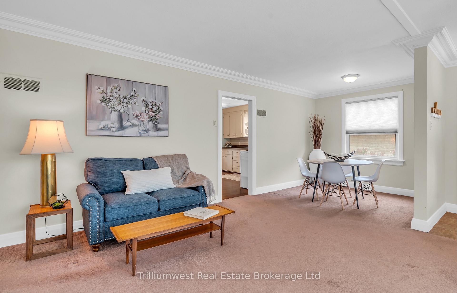 Photo 3 of 126 Melrose Avenue, Kitchener — HOMEH