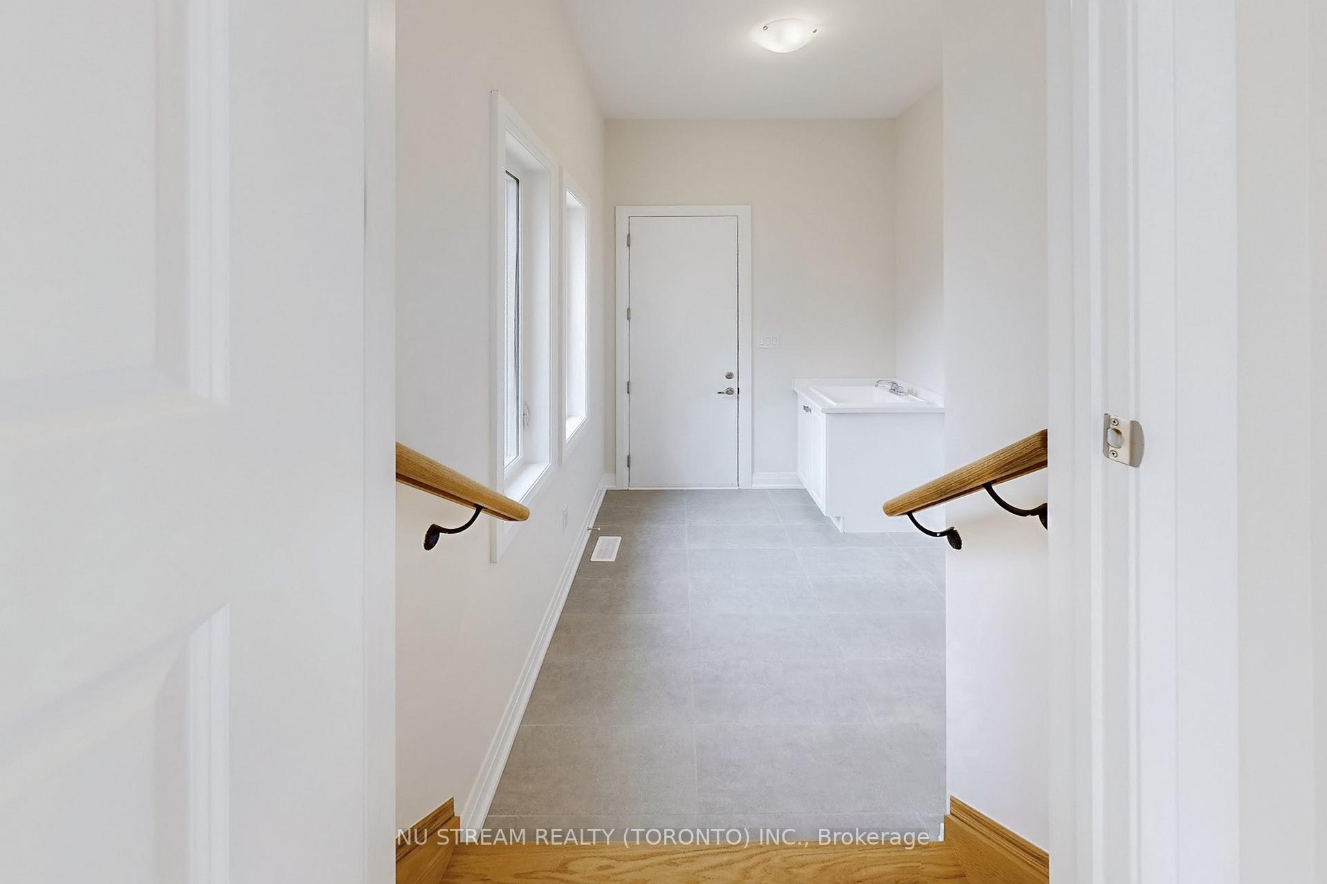 Photo 2 of 3576 Bur Oak Avenue, Markham, Cornell — HOMEH
