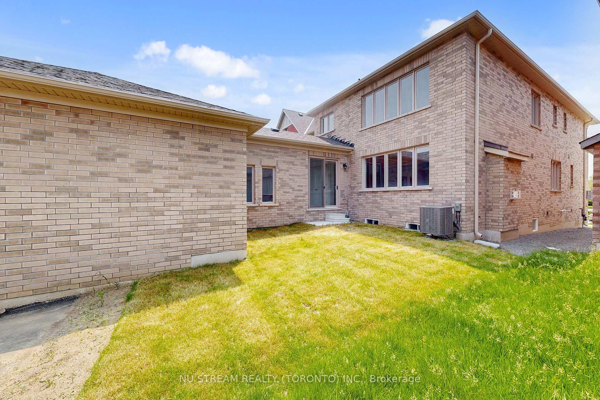 Photo 16 of 3576 Bur Oak Avenue, Markham, Cornell — HOMEH