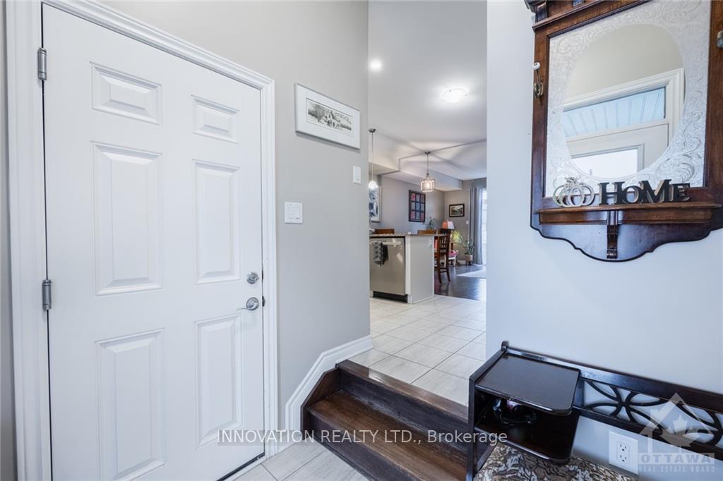 Photo 4 of 243 Tim Sheehan Place, Ottawa, Kanata - Emerald Meadows/Trailwest — HOMEH