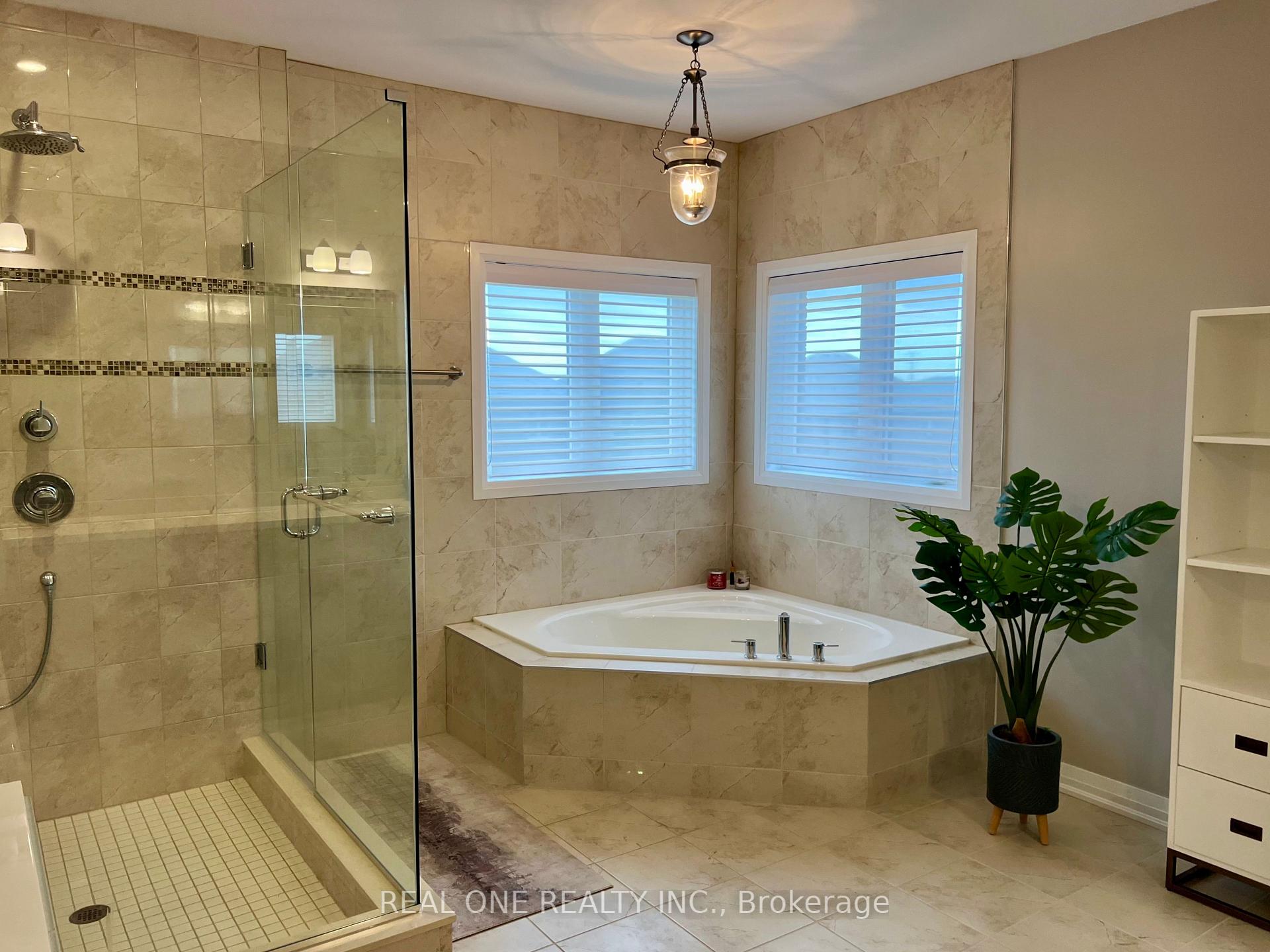 Photo 22 of 47 Upper Mount Albion Road, Hamilton, Stoney Creek Mountain — HOMEH