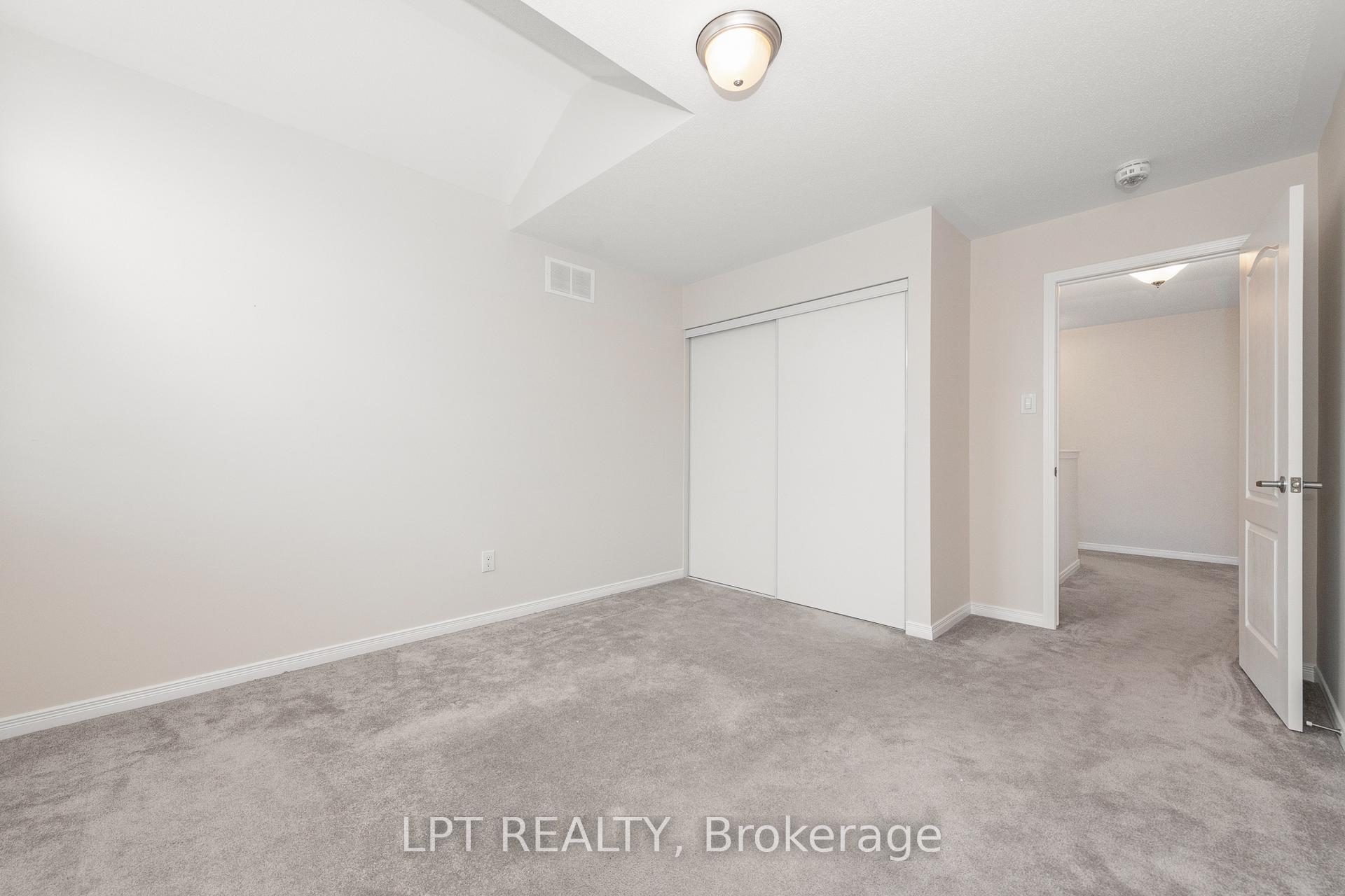 Photo 20 of 618 Silver Spruce Way, Ottawa, Kanata - Emerald Meadows/Trailwest — HOMEH