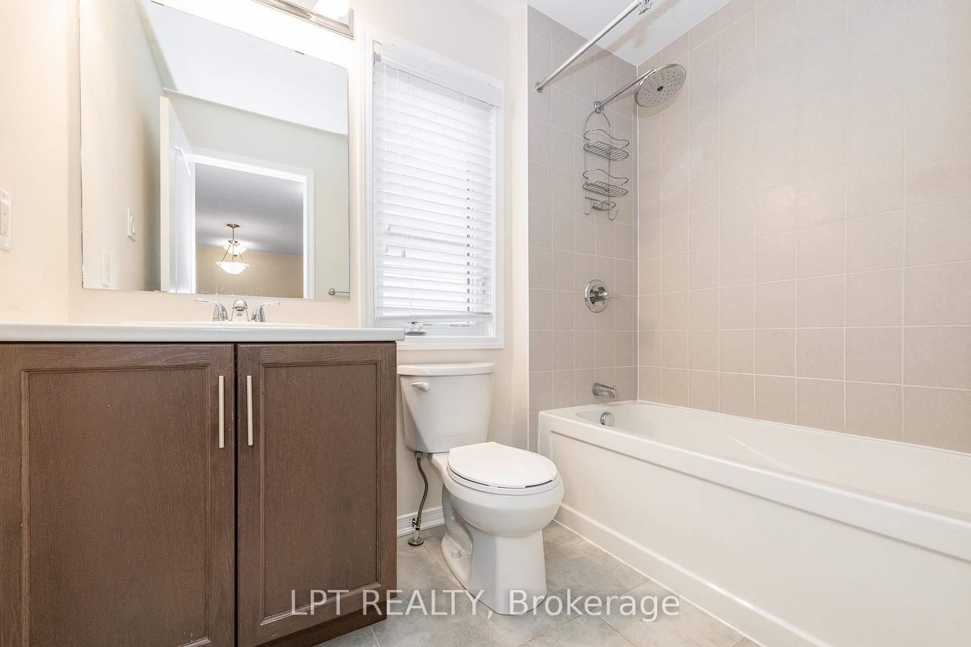 Photo 23 of 618 Silver Spruce Way, Ottawa, Kanata - Emerald Meadows/Trailwest — HOMEH