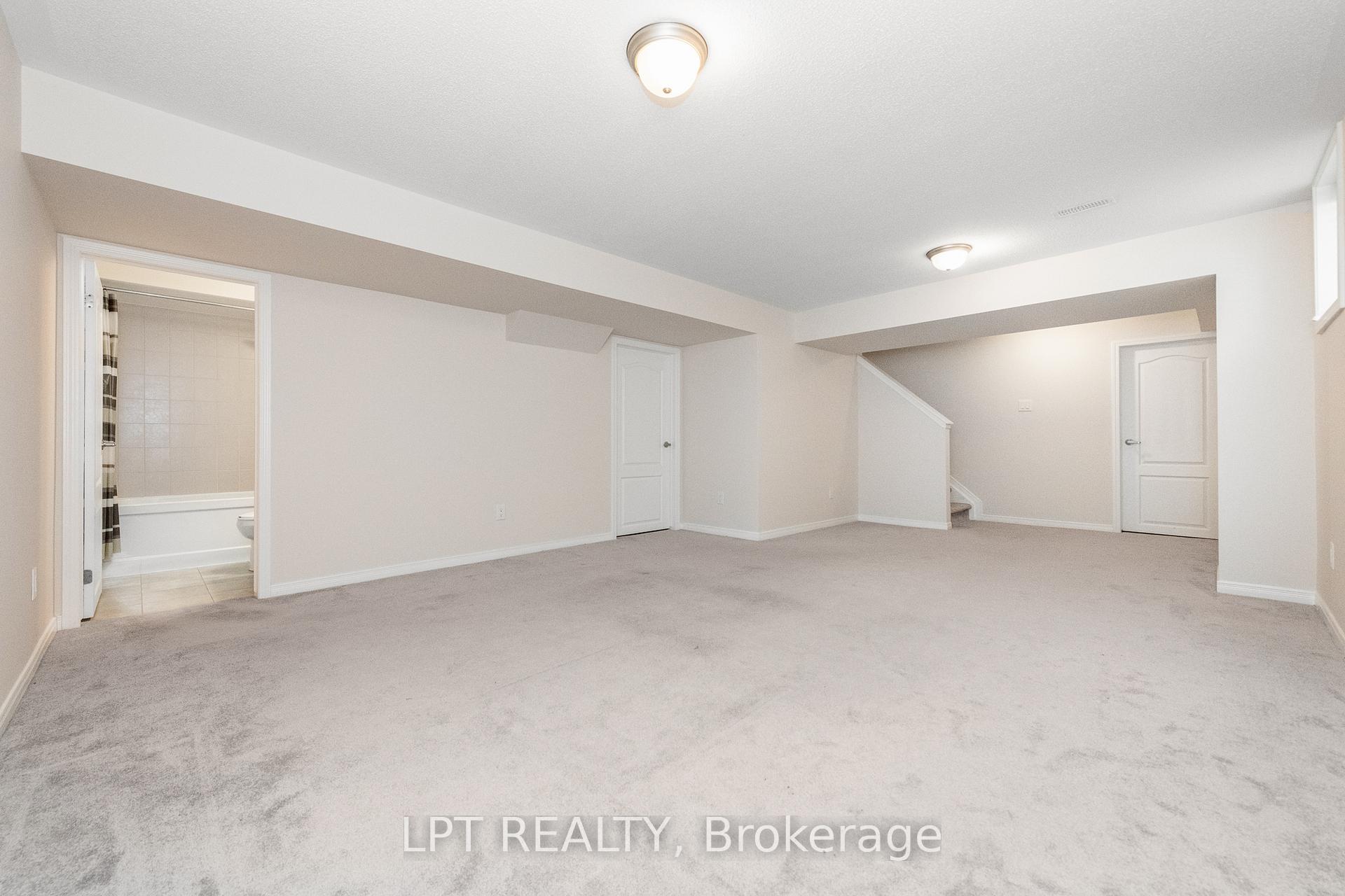 Photo 24 of 618 Silver Spruce Way, Ottawa, Kanata - Emerald Meadows/Trailwest — HOMEH