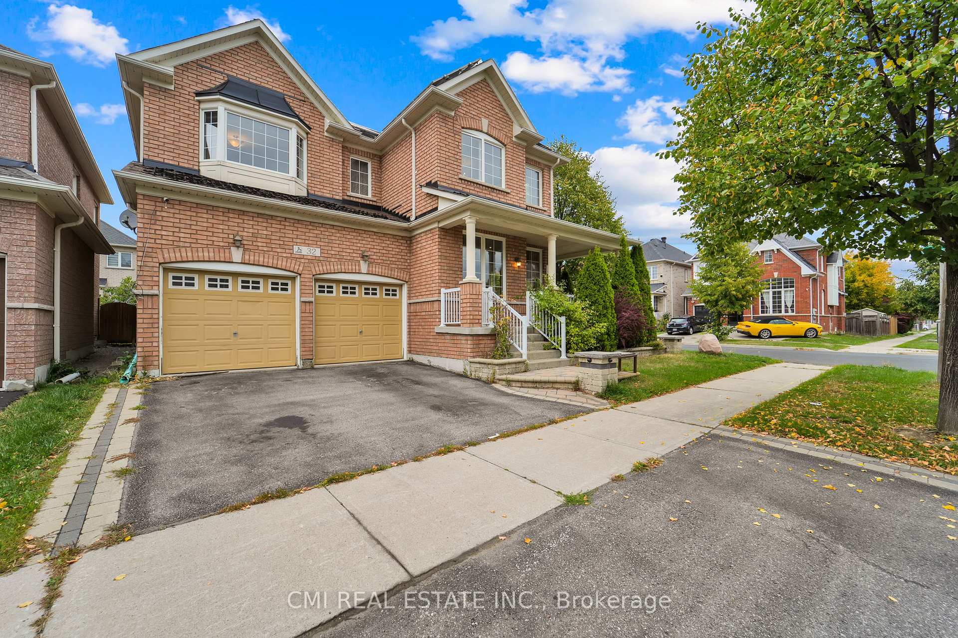 Photo 1 of 32 Hislop Drive, Markham, Box Grove — HOMEH