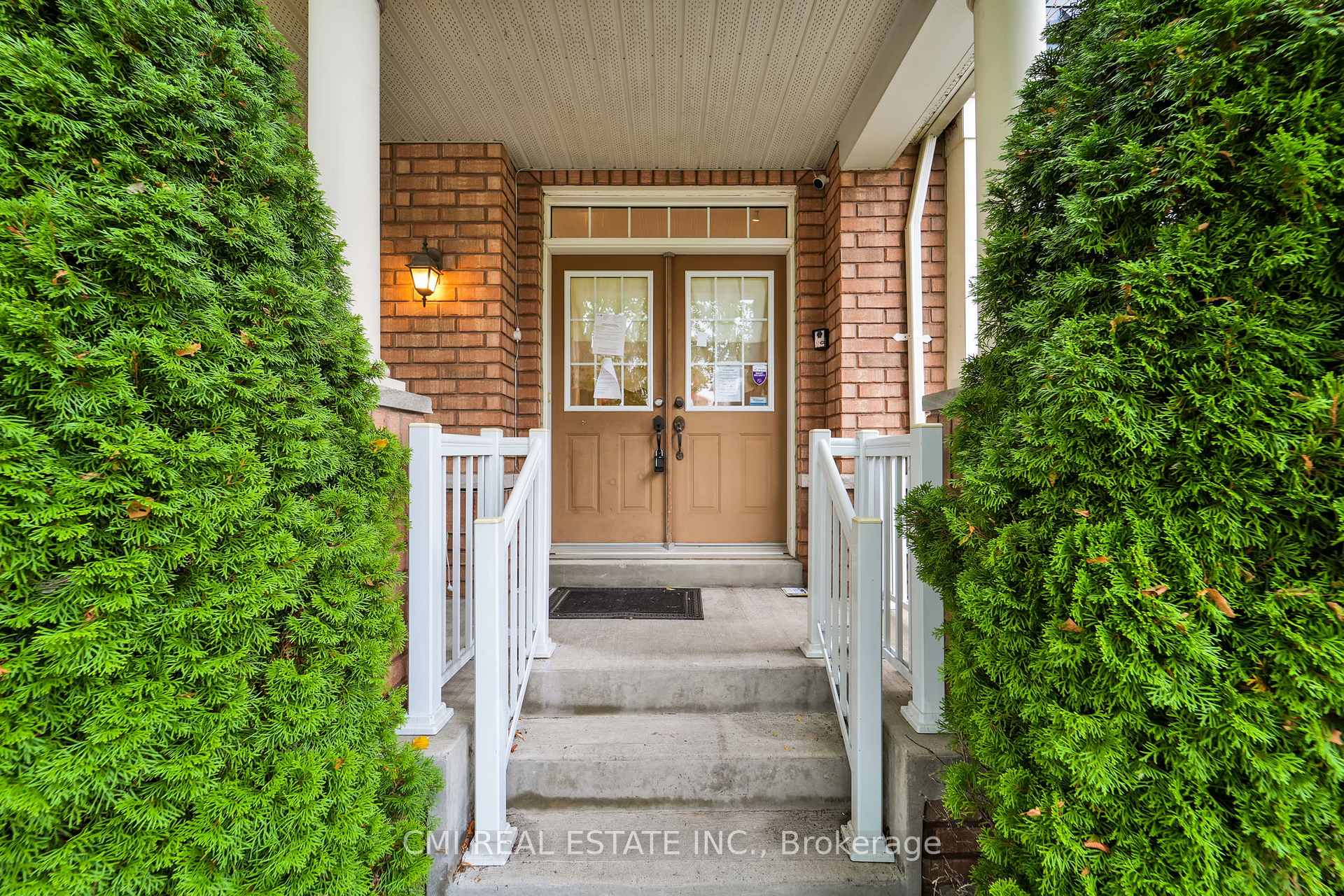 Photo 4 of 32 Hislop Drive, Markham, Box Grove — HOMEH