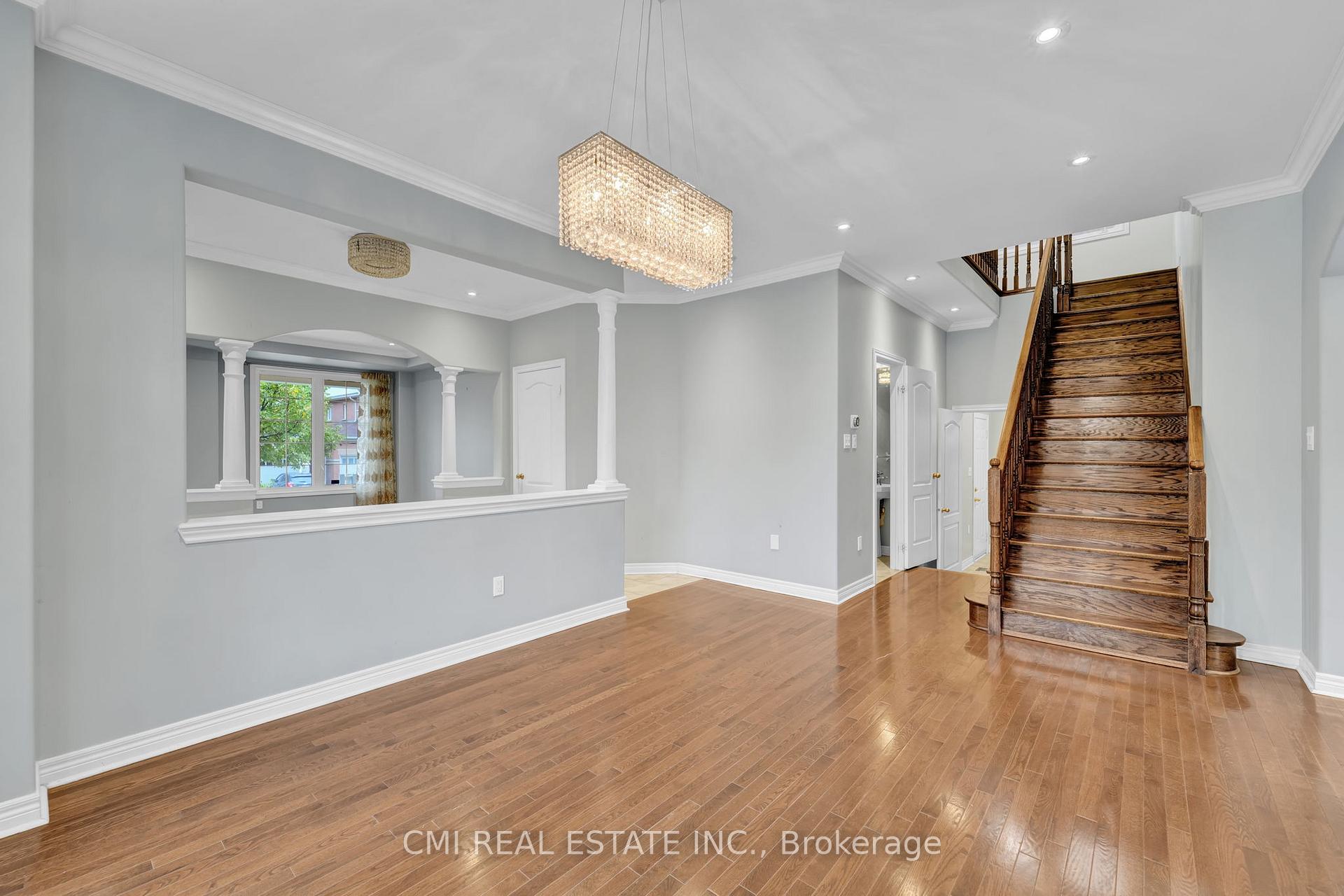 Photo 18 of 32 Hislop Drive, Markham, Box Grove — HOMEH
